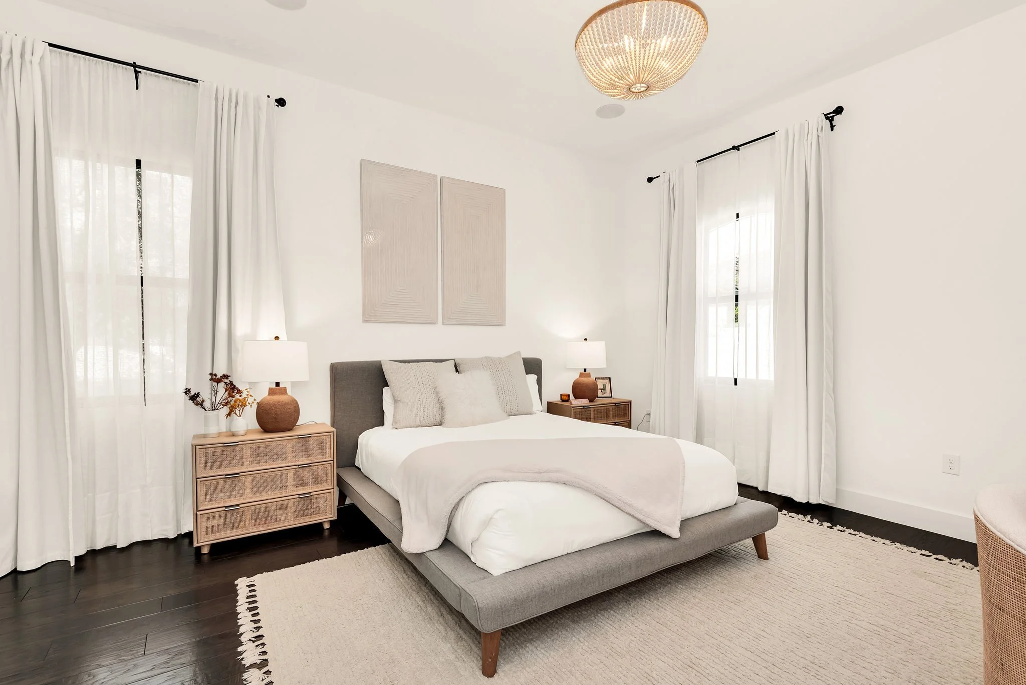 17-web-or-mls-8364-via-vittoria-way.jpg