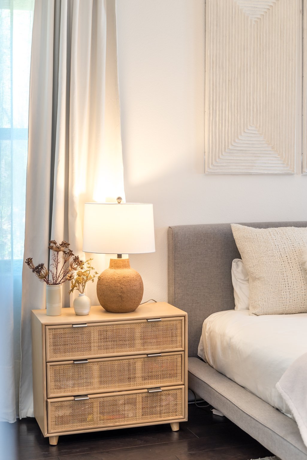 22-web-or-mls-8364-via-vittoria-way.jpg