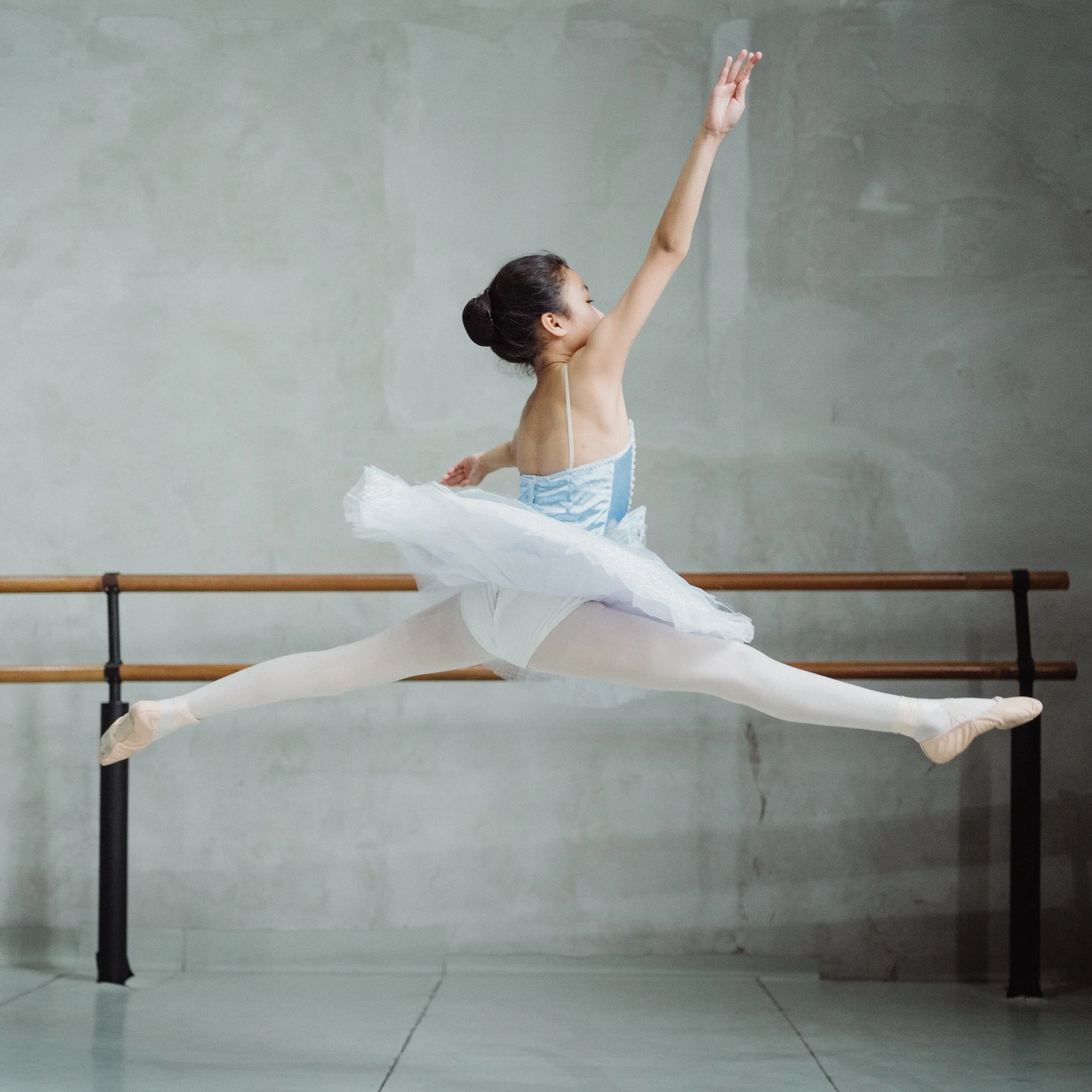 Leap &amp; Turn (Ages 9-12)