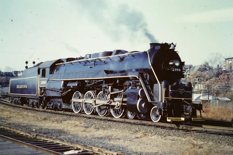 Reading No. 2100 Gallery — American Steam Railroad