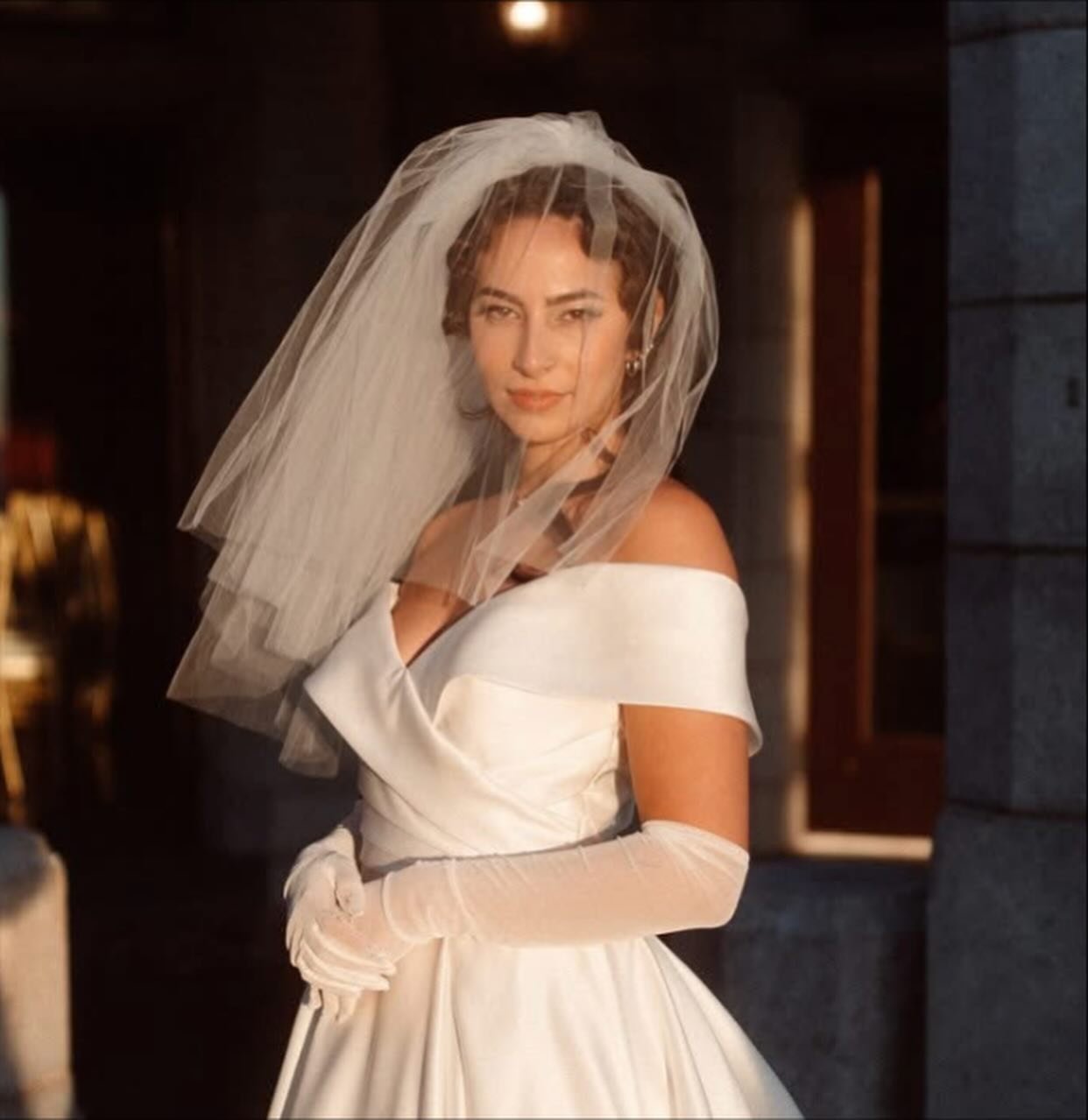 Throwback to this gorgeous Bride 🖤💍🕸️🕷️ #weddinghair #miamihairstylist #travelinghairstylist #octoberwedding #medievalwedding #motherofthebride