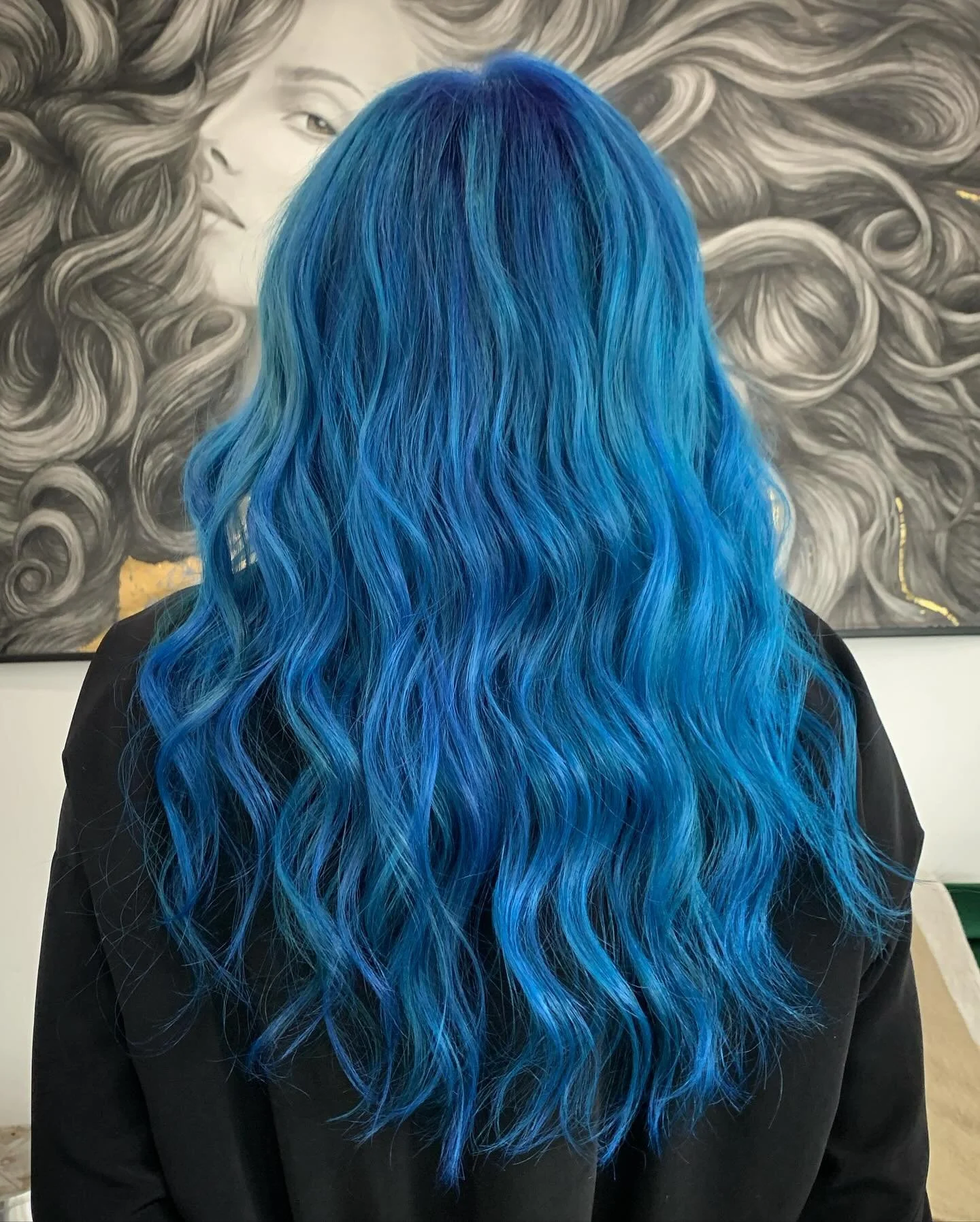 Aquamarine @pravana @pangeakalivirga #pravana #pravanavivids #aquamarine #bluetopaz #miamibeach #miamihairstylist