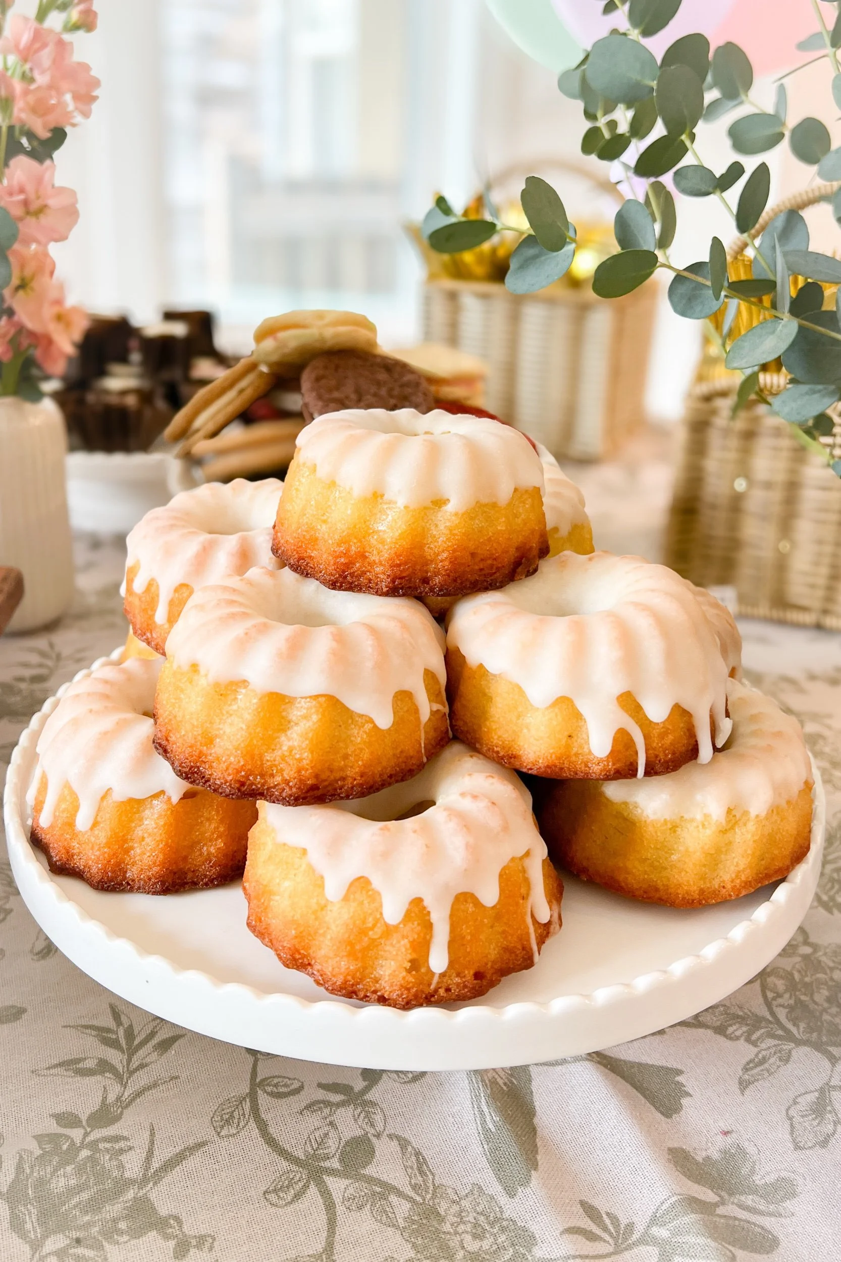 Lemon gluten-free Bundt cake for weddings and showers, Calgary