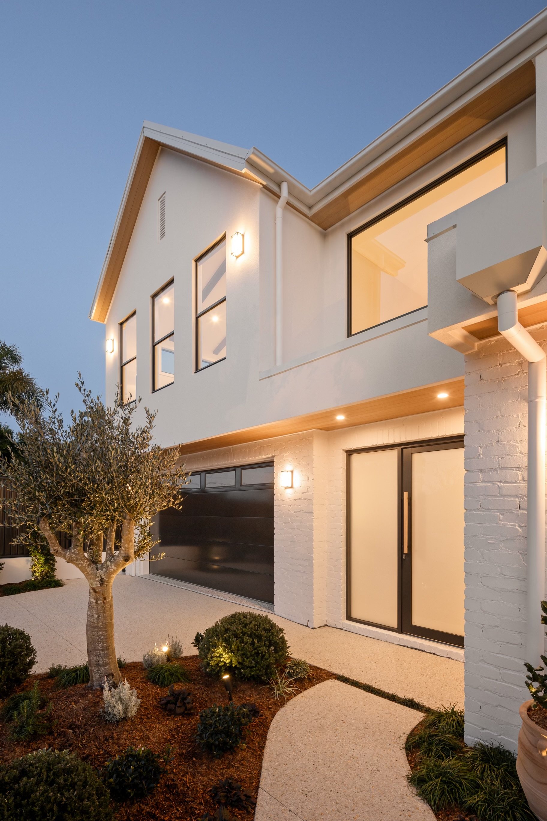 08-09 62 Palm Avenue, Holland Park West 23.jpeg