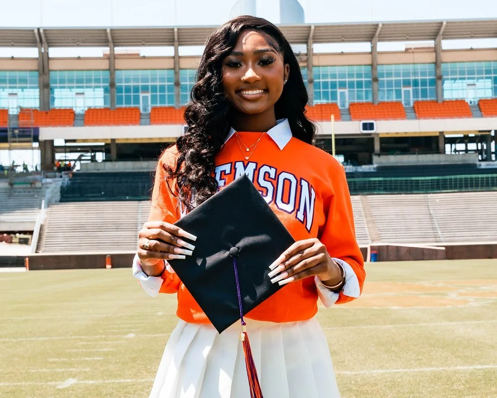 3_22_Jasmine_Grad_Shoot_1-20.jpg
