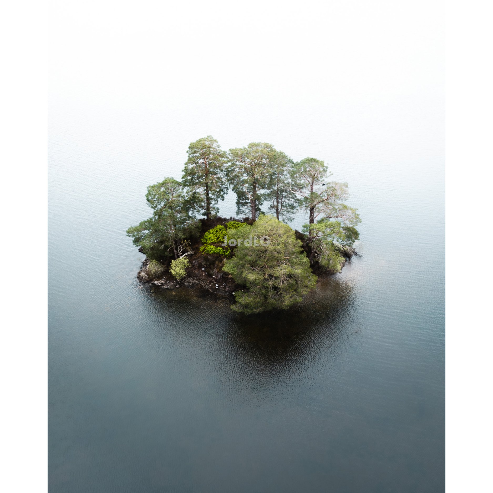 Lonely-Islet-Derwentwater(UNFRAMED).jpg