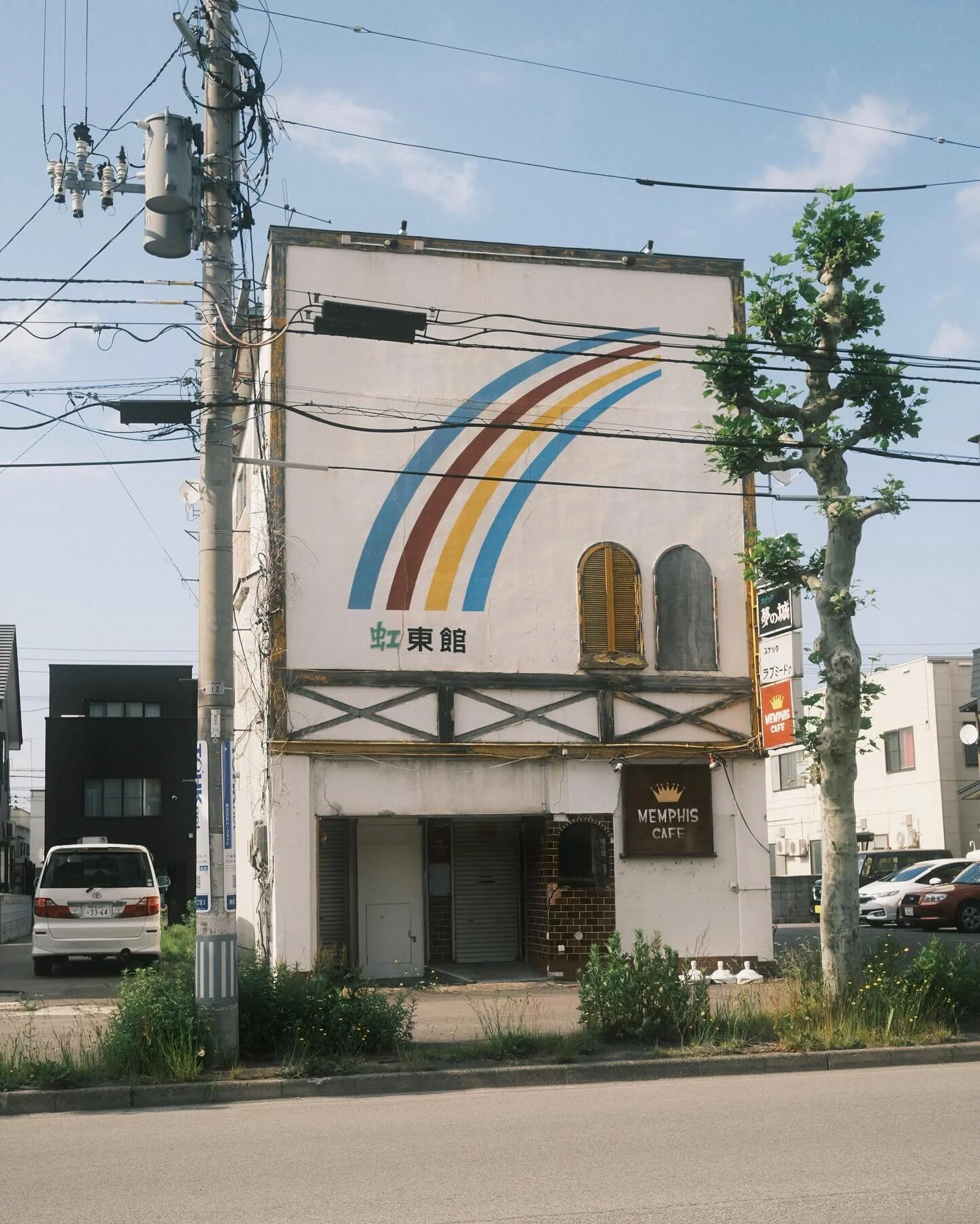 This standalone building looks like it&rsquo;s seen better days. But it&rsquo;s got tons of character nonetheless. I wonder how often are we like this - a little shabby and worse for wear.

The good news is, we don&rsquo;t have to stay this way! Rest