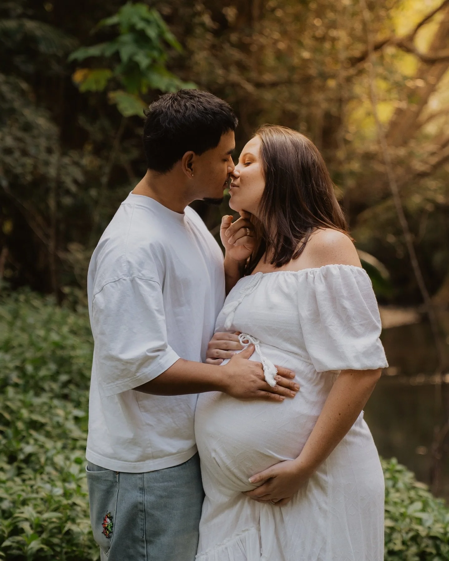 My dear friends, the Espiritu Family, Part 1 🌷💛

#photographer #goldcoast #love #family #creek #rainforest #familyphotoshoot #goldcoastphotographer #fyp
