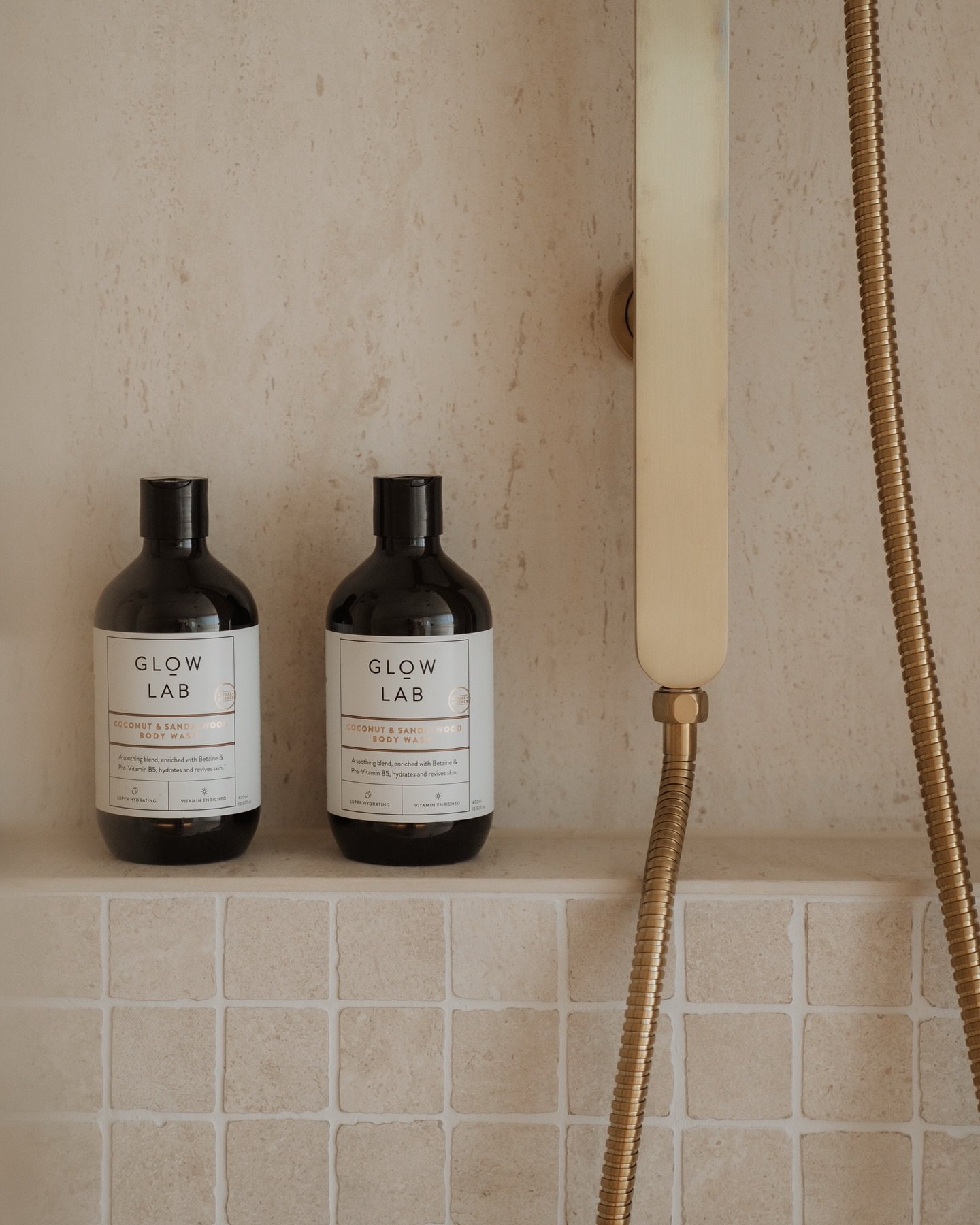 Master Ensuite Moments 

Project: SŌL 

Build - @improvbuild 
Interiors - @bellecasa_ 
Development - @skyedevelopmentgroup 

#interiors #luxury #home