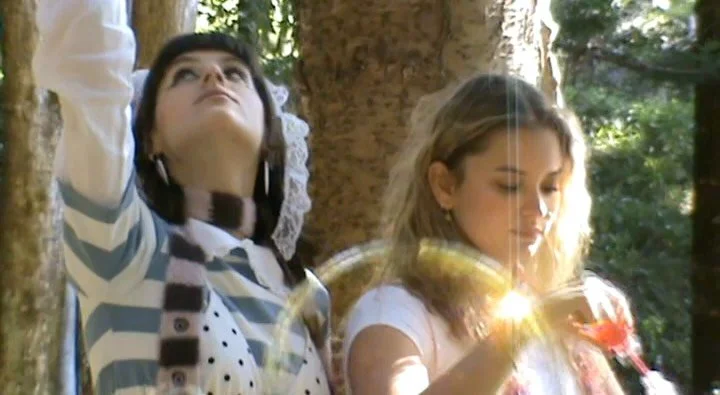 Handy Cam BTS of &ldquo;Girl Hood&rdquo; (Behind The Scenes) 🎥

#friends #video #photo #bubbles forest