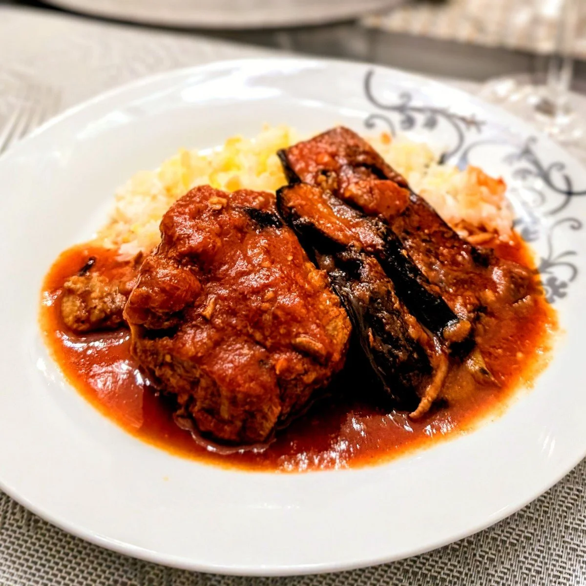 This is the stew I always ask my mom to make when I go home ❤️

Iraqi lamb and eggplant stew (Margat Baytinjan).

We documented this one together in her kitchen, from choosing eggplants at the market to tasting and adjusting the sauce at the stove. I