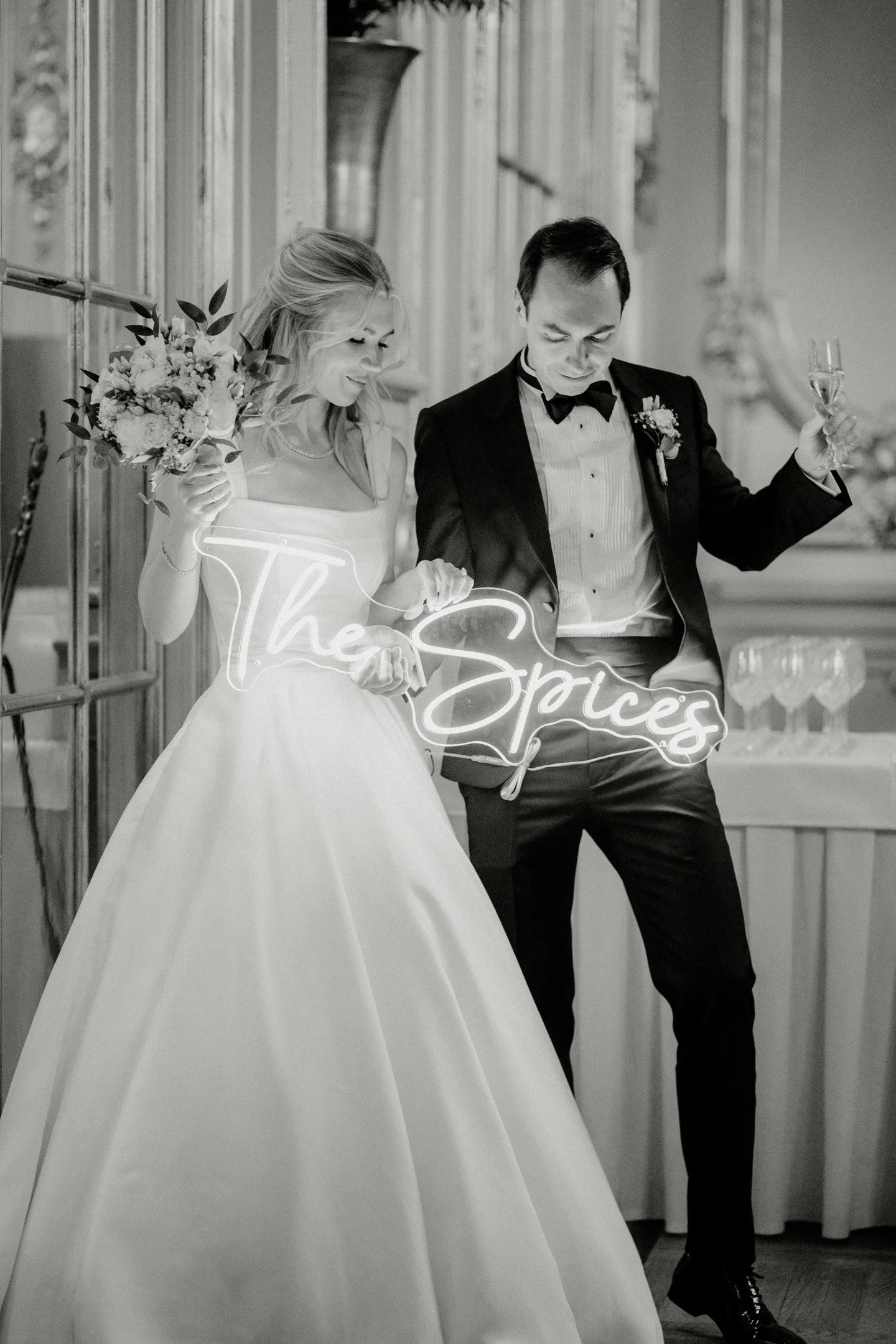 Let's get the party started! 

#weddingphotographer #weddingpictures #wedding #luxurywedding