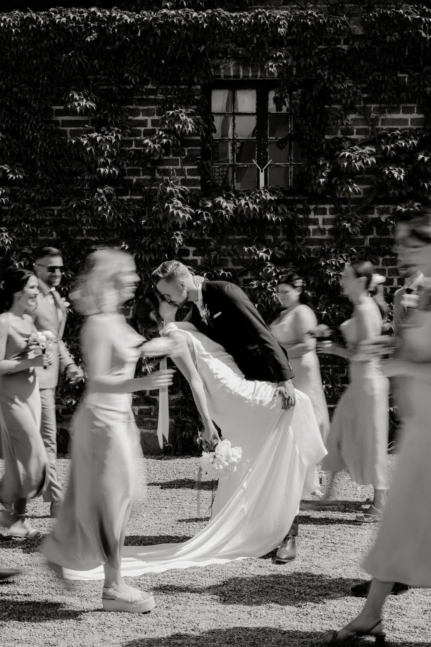 Thanks @smifotografi for the awards! 😃

#weddingphotograher #brollopsfotograf #smfotografi