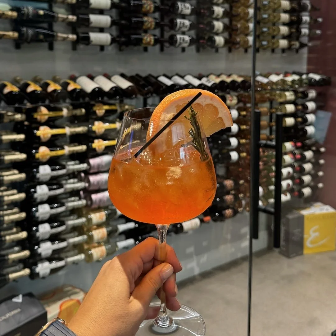 Mandy's Wine Bar Aperal Spritz