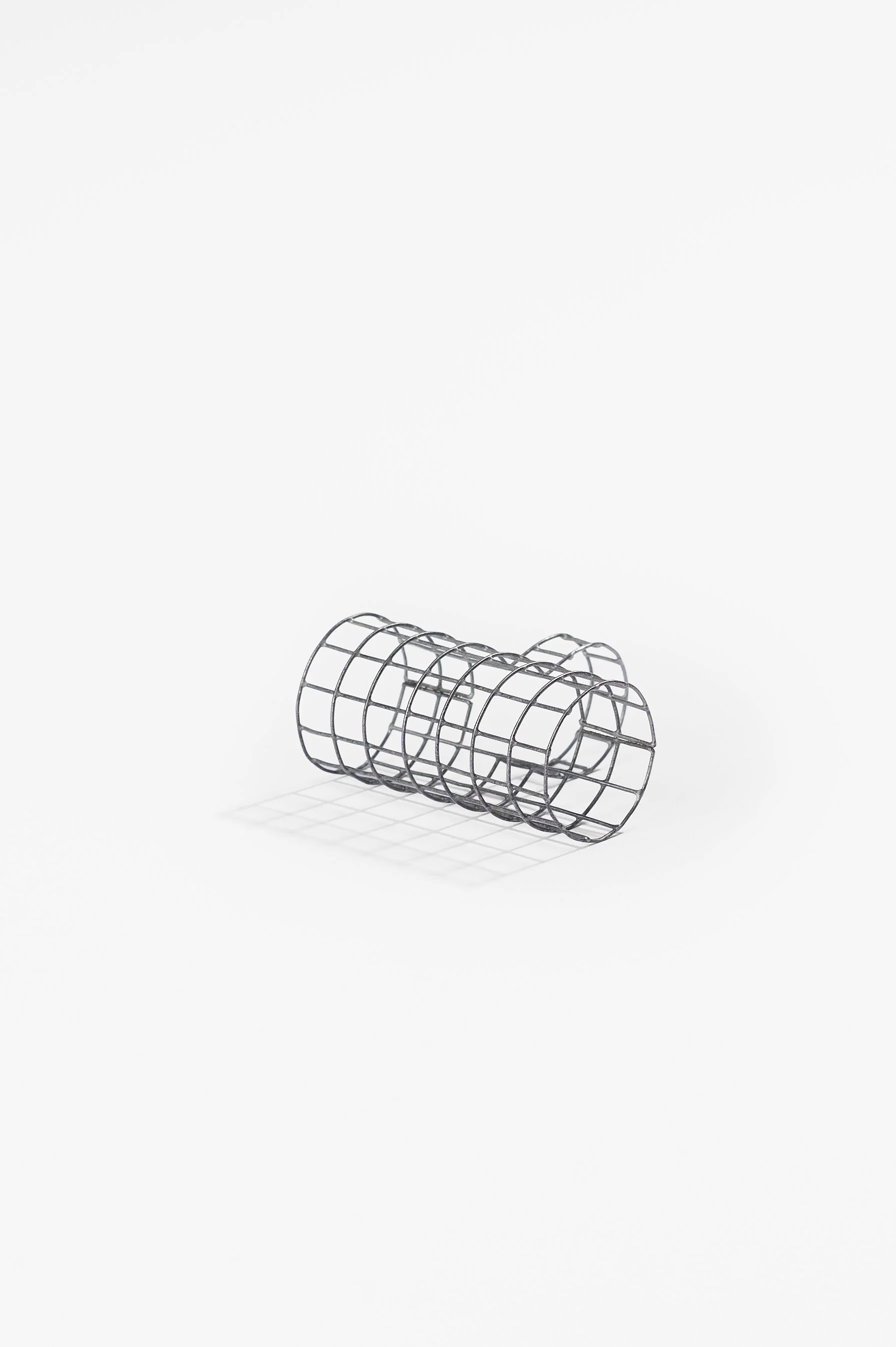 Eli Giannini, Meshin’ Around Rings, #1 Tubo, off-the-shelf mild steel, various dimensions, size: P, Q, O, 2026, $200 each.  Photography: Ross Coulter