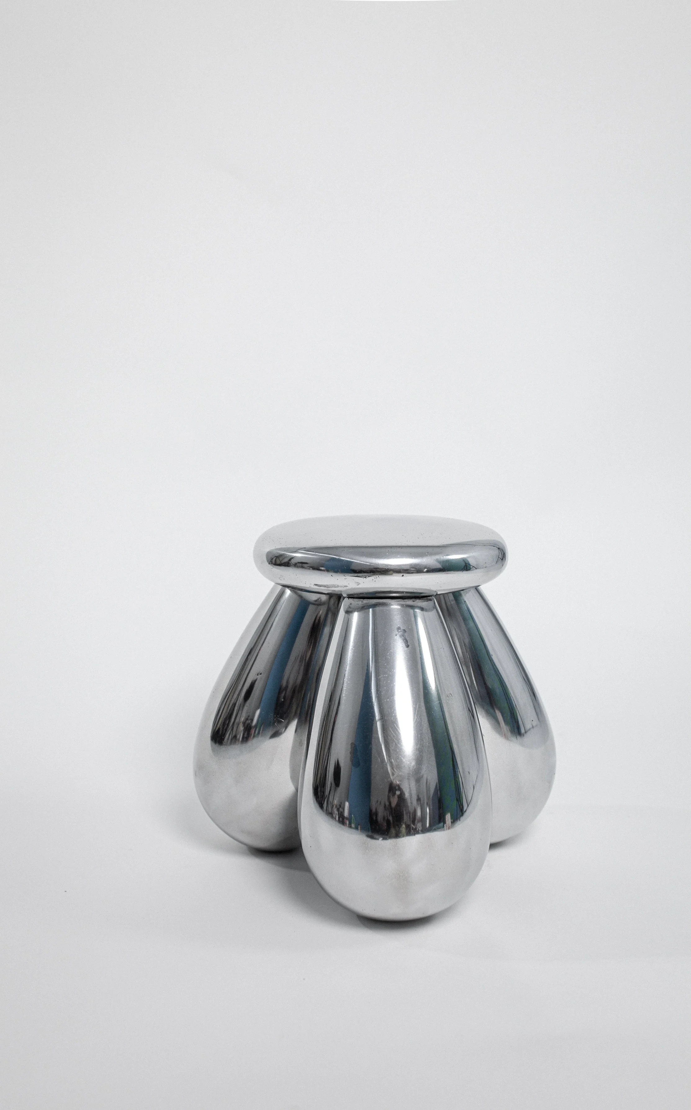 Sam Blomley and Gilda Jones
‘Stumpy’ (available in 4 finishes: natural, charred, black stain, polished cast aluminium), polished cast aluminium – edition of 6, $2,700 each