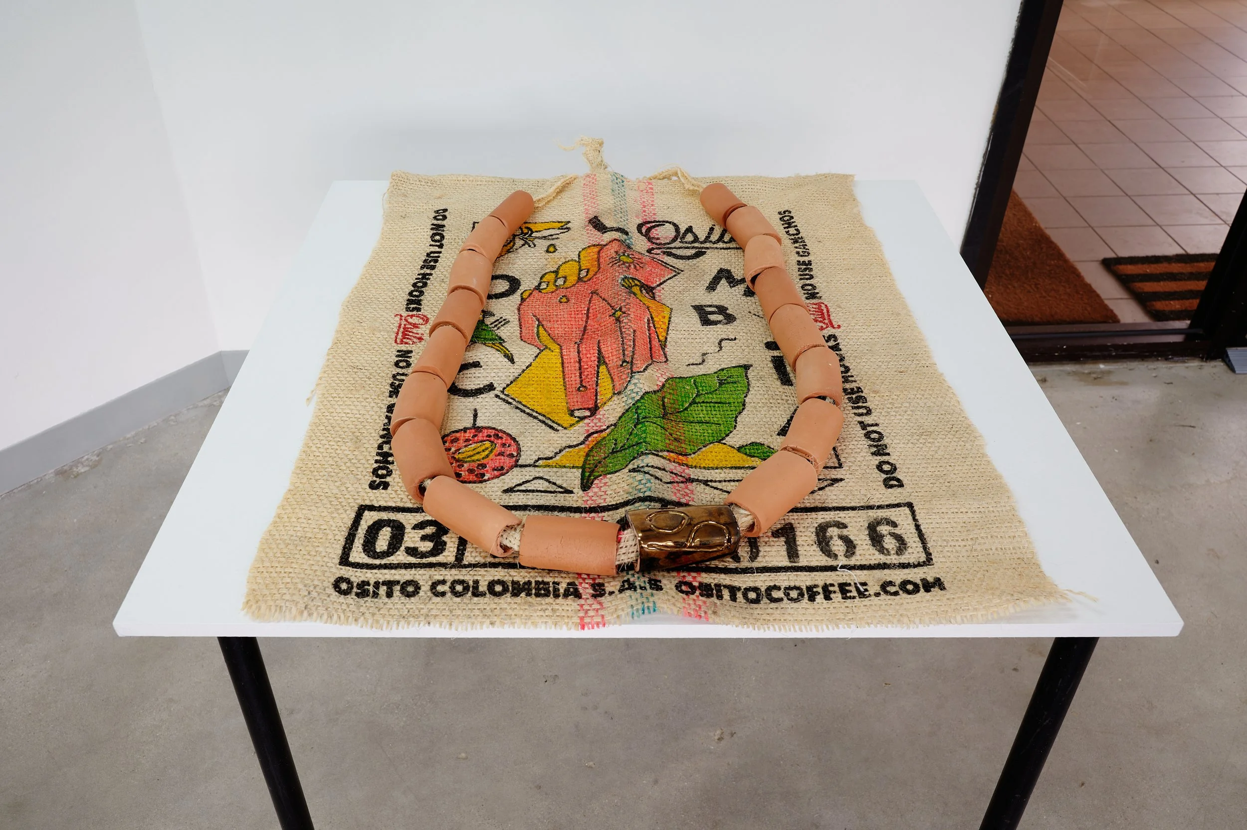 Joshua Searle, Manos y Cuentas, installation view, 2026. Images courtesy the artist and Alta Forma. Photography Ross Coulter.