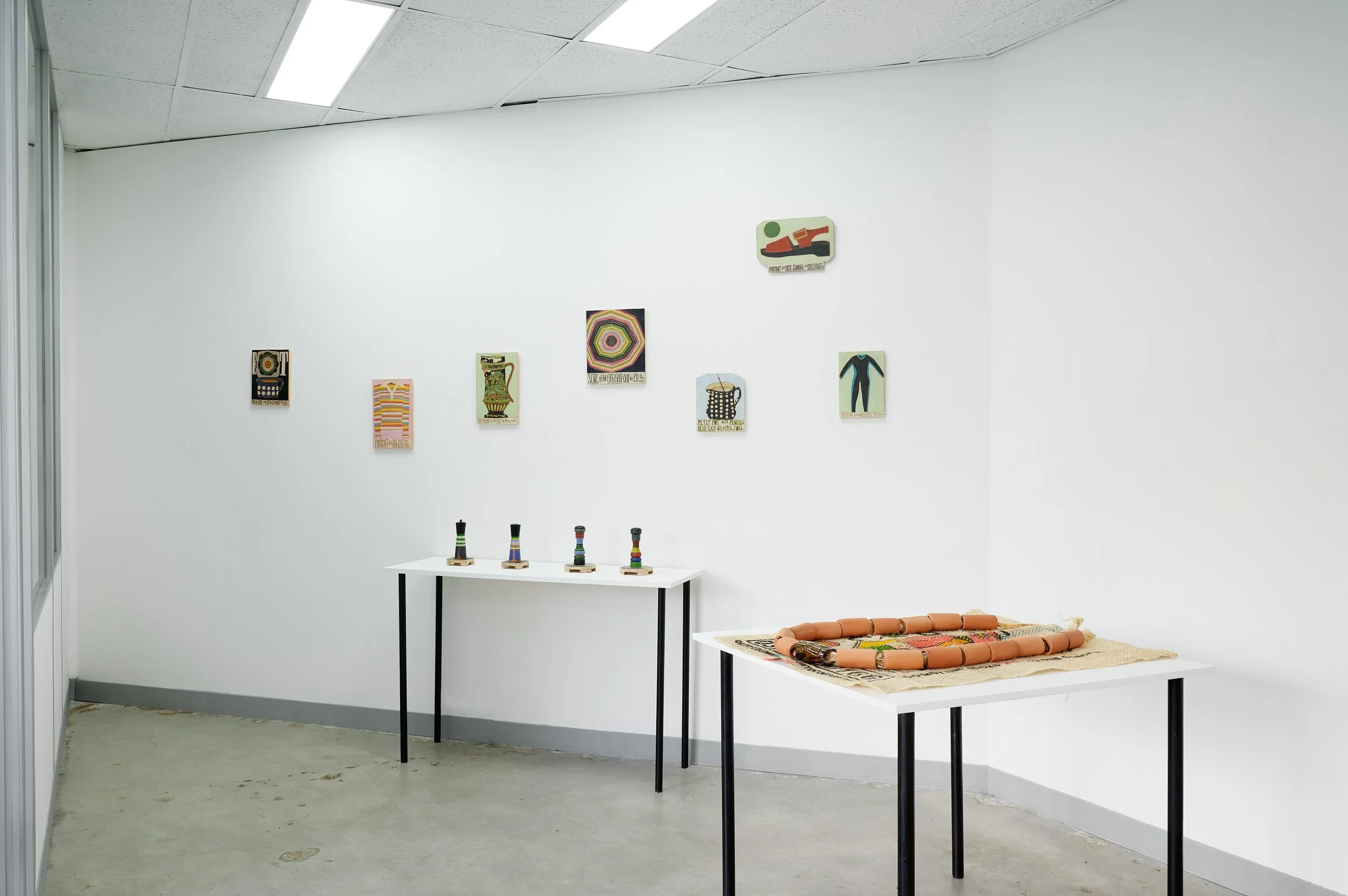 Petra Rodgers, Summer Portraits and Joshua Searle, Manos y Cuentas, installation view, 2026. Images courtesy the artist and Alta Forma. Photography Ross Coulter.