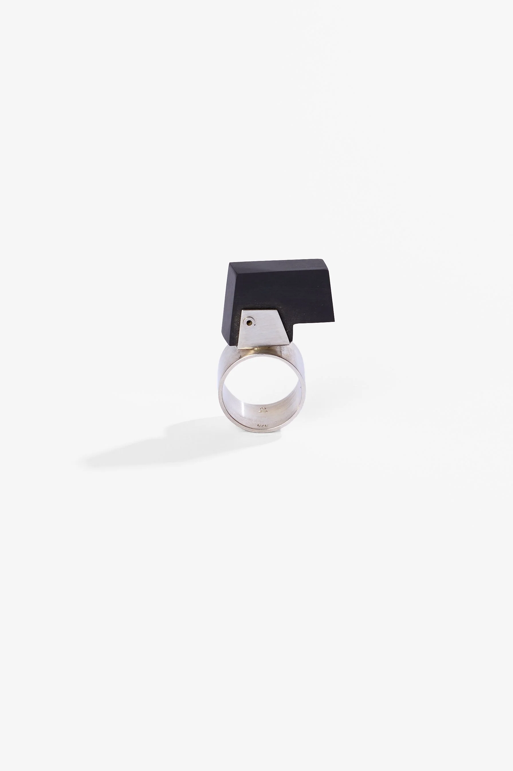 Anke Kindle, Eichinger Ring, dark charcoal grey synthetic stone, sterling silver, 2023, $650. Photography: Ross Coulter