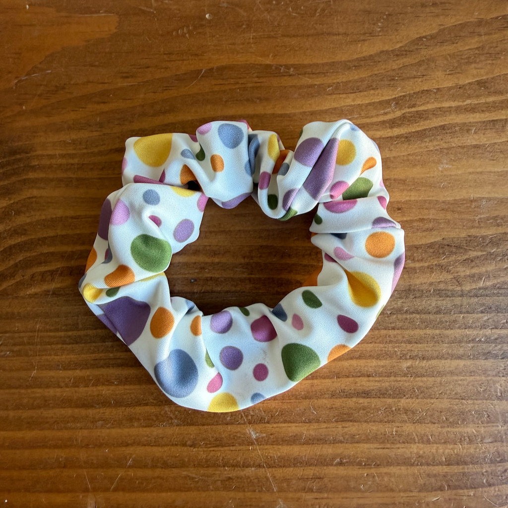 Colourful Dot Scrunchie.png
