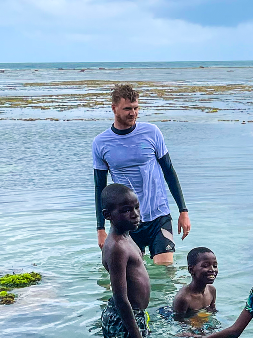 John Mandley serves as the Education Partnerships Advisor for Seas4Life in the UK. He leverages deep expertise in sustainable education and marine conservation to forge collaborations with schools, nonprofits, and community groups