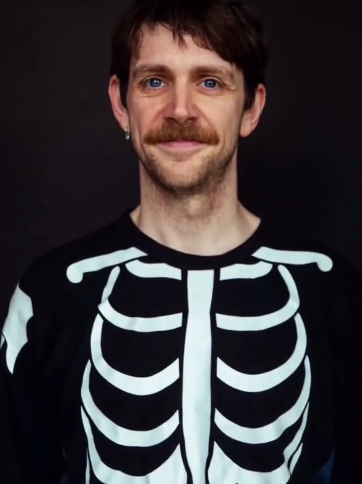 Lewys Holt