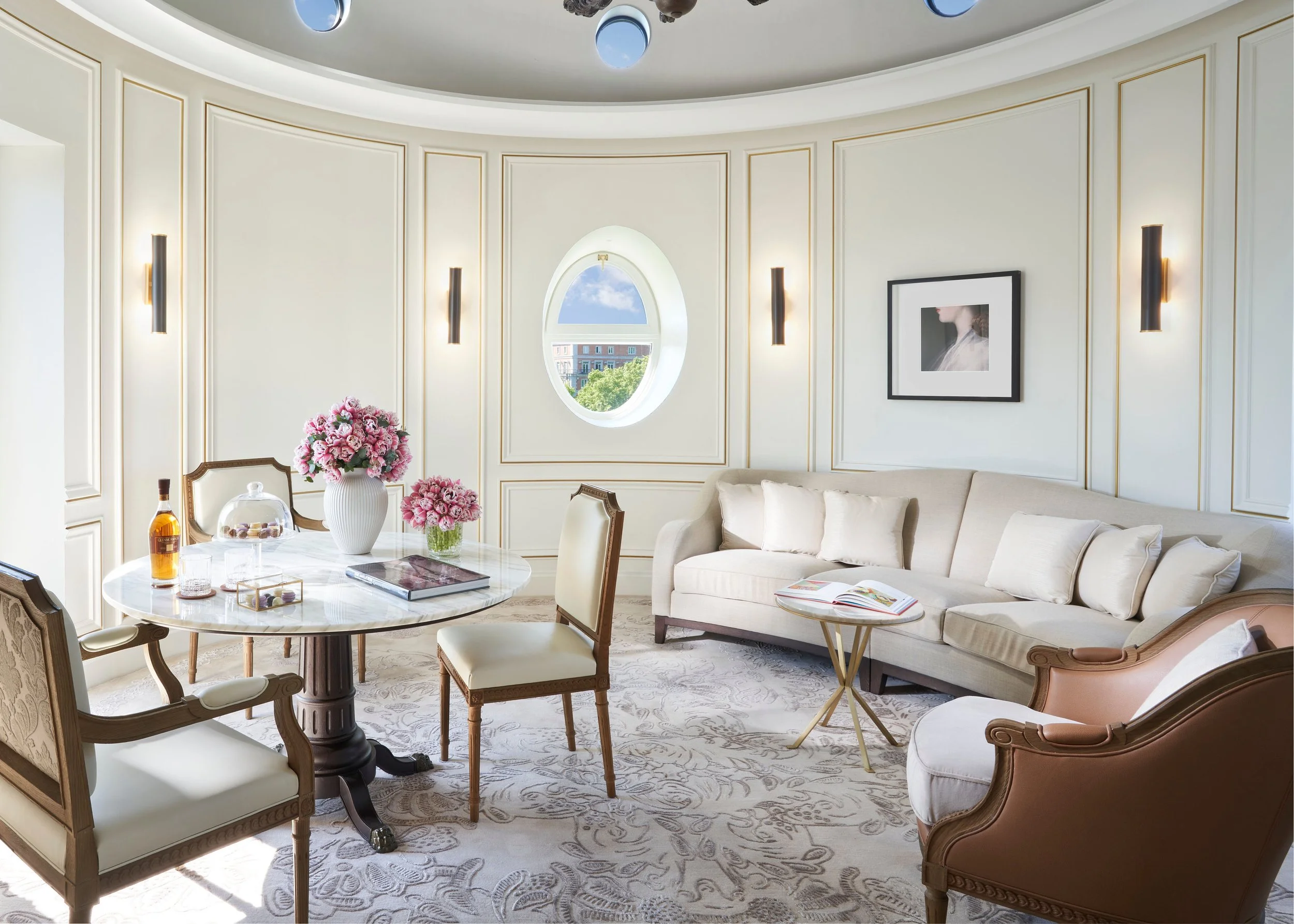 mandarin-oriental-madrid-mandarin-oriental-ritz-madrid-mandarinsuite-livingroom.jpg