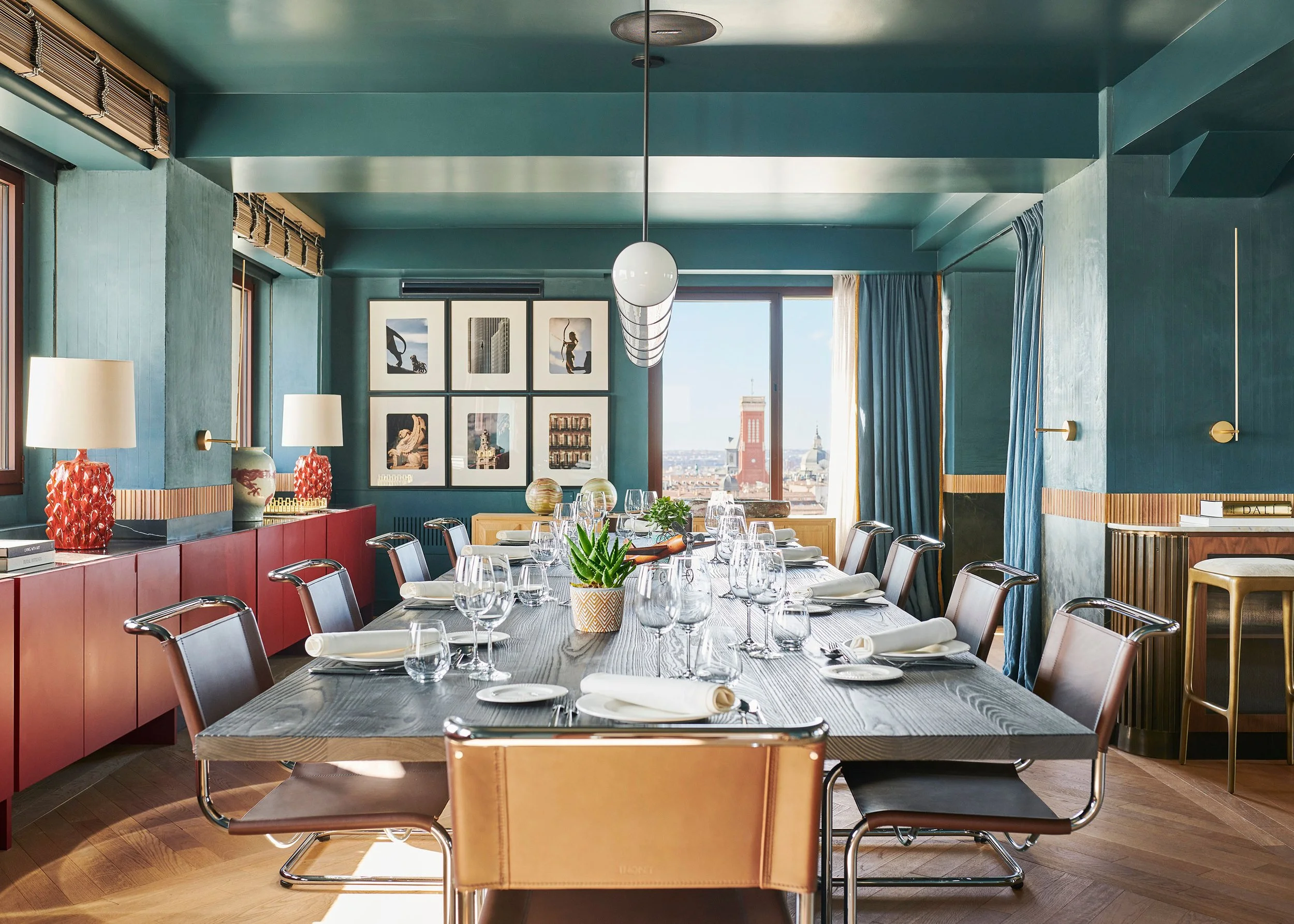 thompson-madrid-fhr-thompson-madrid-penthouse-dining-table.jpg