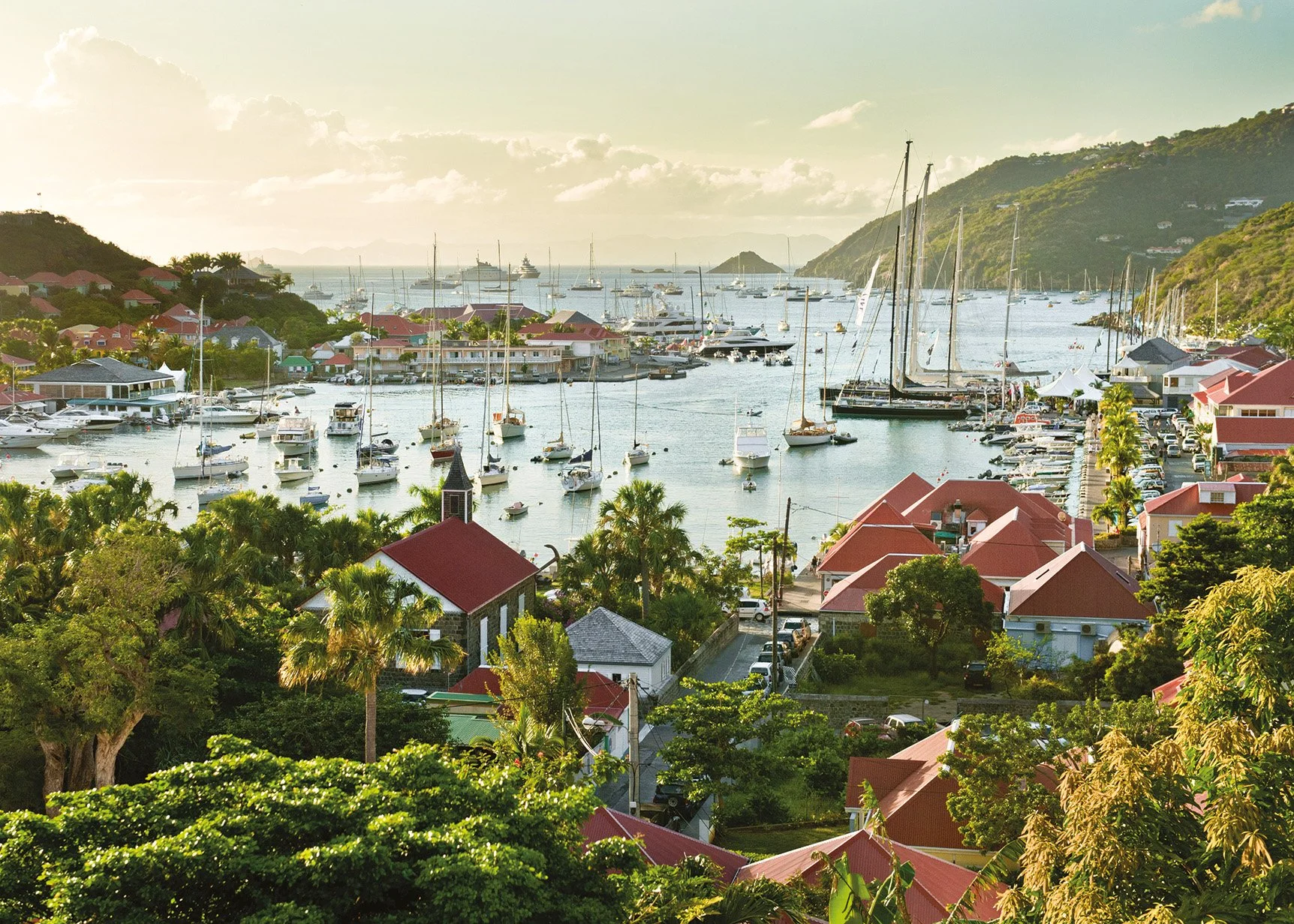 Gustavia-St-Barth-Getty-Image-Frontline-Selection_CMJN_300dpi.jpg