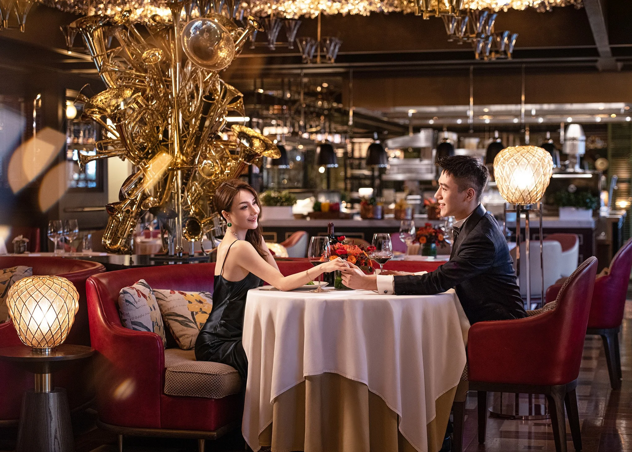 7-Waldorf-Astoria-Xiamen-Lifestyle - Brasserie ONE.jpg