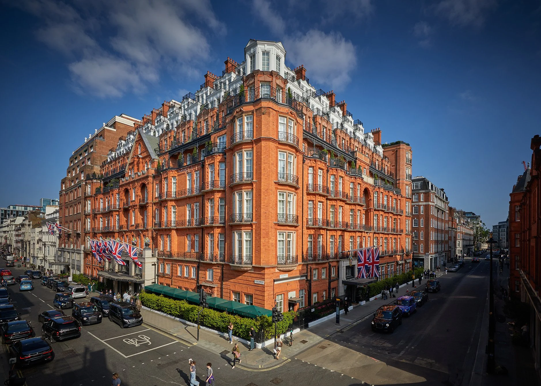 Claridges-EXTERIOR-01.jpg