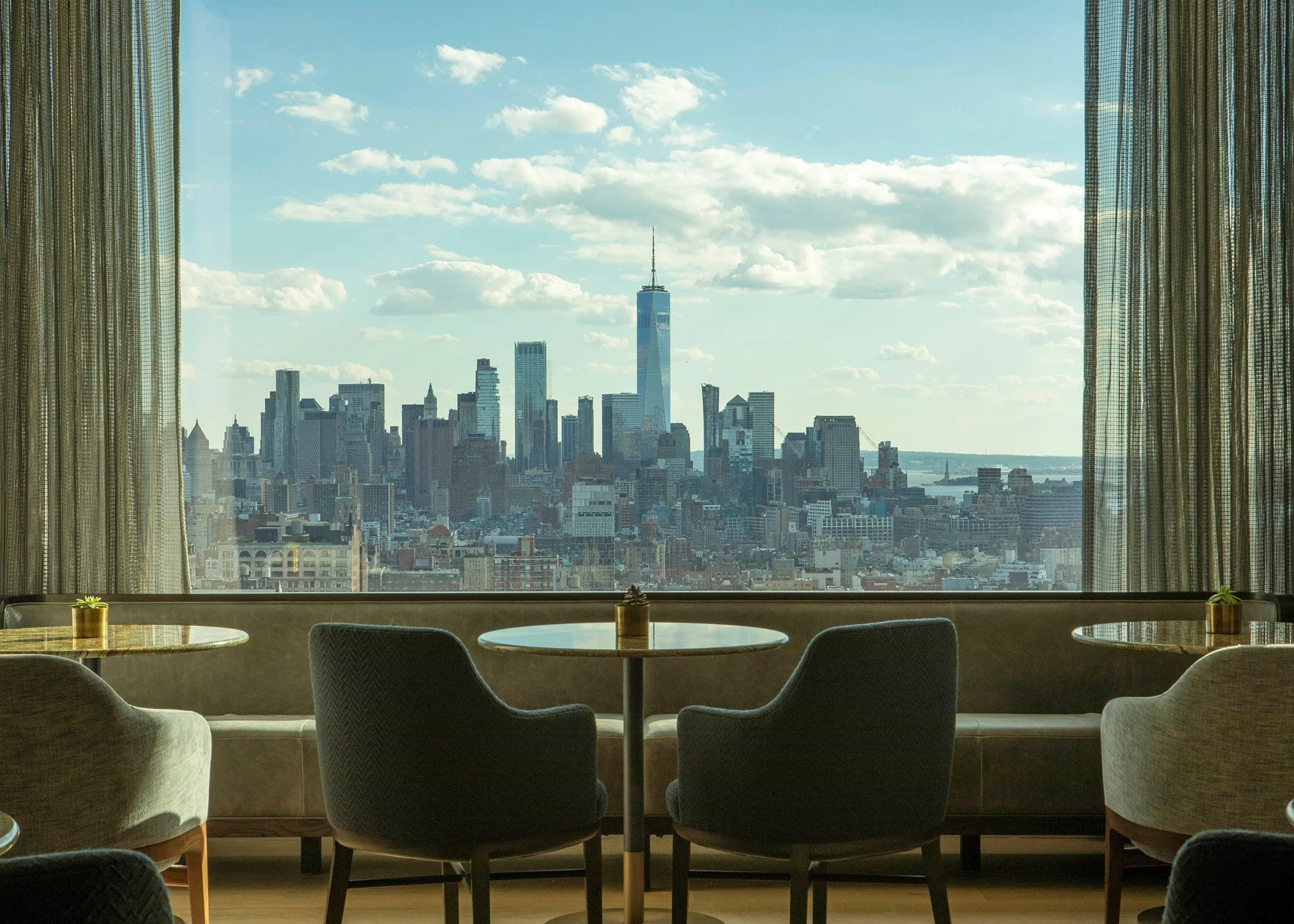 Ritz-Carlton-New-York-Nomad-Club Lounge - Downtown View.jpg