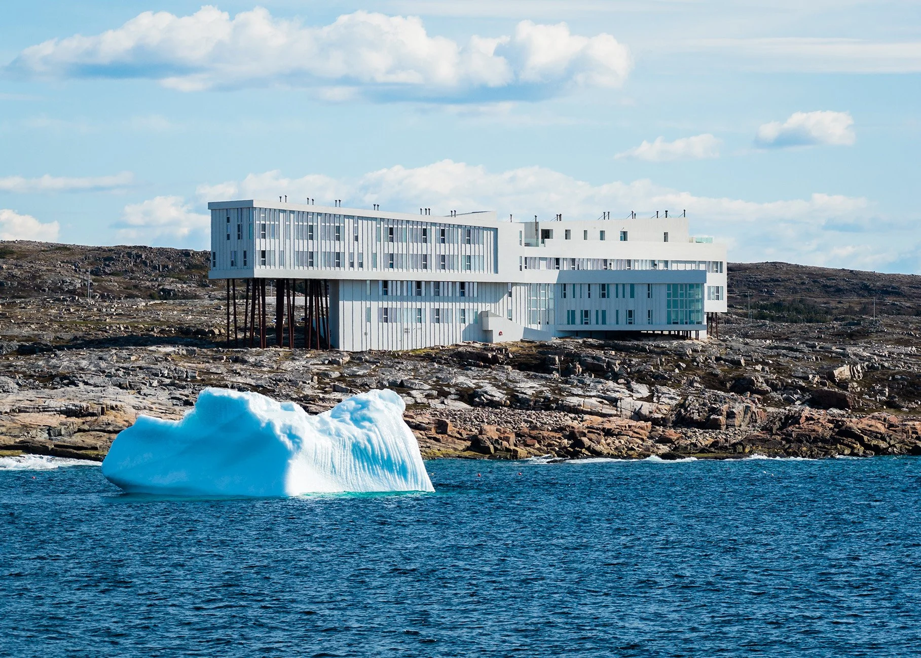 Fogo_Island_Inn_Exterior_Iceberg_3.jpg