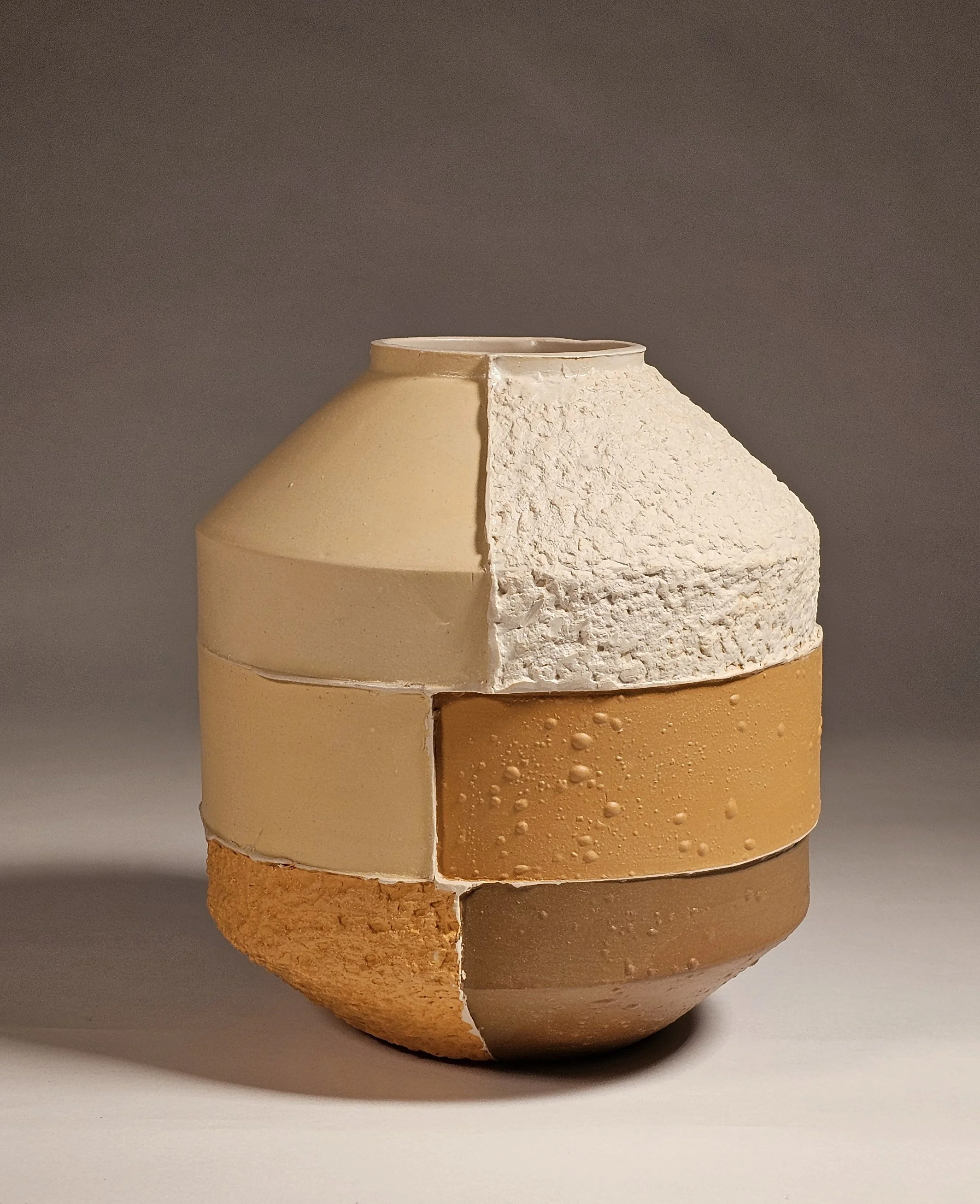Single ceramic vessel