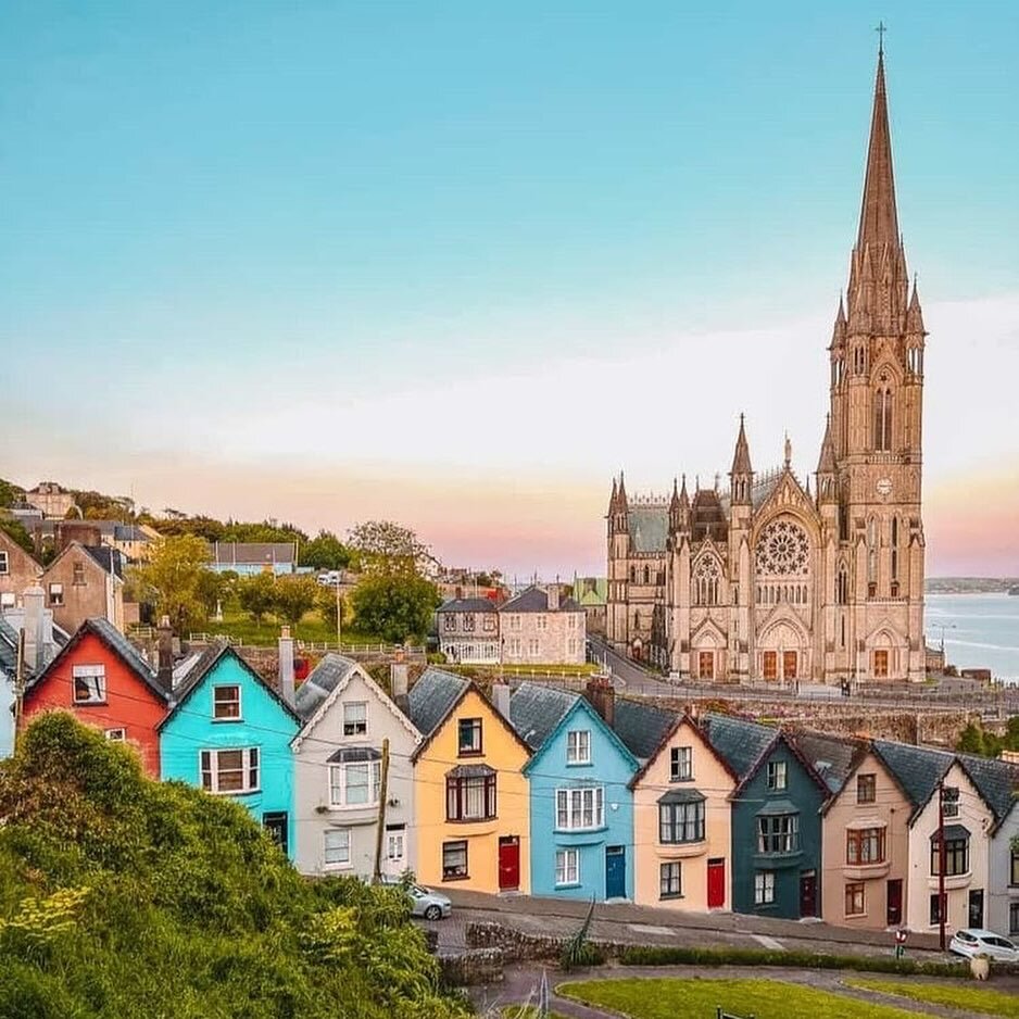 Happy Wanderlust Wednesday!! This week we are featuring a 12-day Iceland and Ireland cruise 🚢

Some of the trip highlights include:

🏰 Begin in Southampton, a bustling England&rsquo;s port city bursting with great restaurants and pubs. London is bu