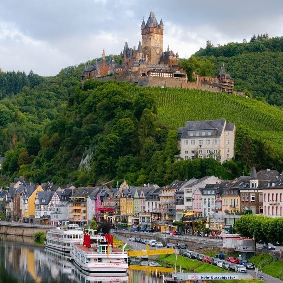 Happy Wanderlust Wednesday!! This week we are featuring an 8-day Germany, Luxembourg, and France river cruise ⛴️ 

Some of the trip highlights include:

🍷 Walk through Bernkastel&rsquo;s Old Town center and past many medieval and Renaissance buildin