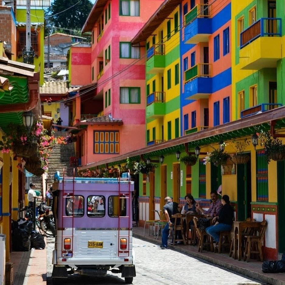Happy Wanderlust Wednesday!! This week we are featuring a 6-day trip to Colombia 🇨🇴

Some of the trip highlights include:

🍉 Explore Bogota! Start with a visit to Bogota&rsquo;s Paloquemao Market, abundant with fresh food and flowers

📸 Carry onw