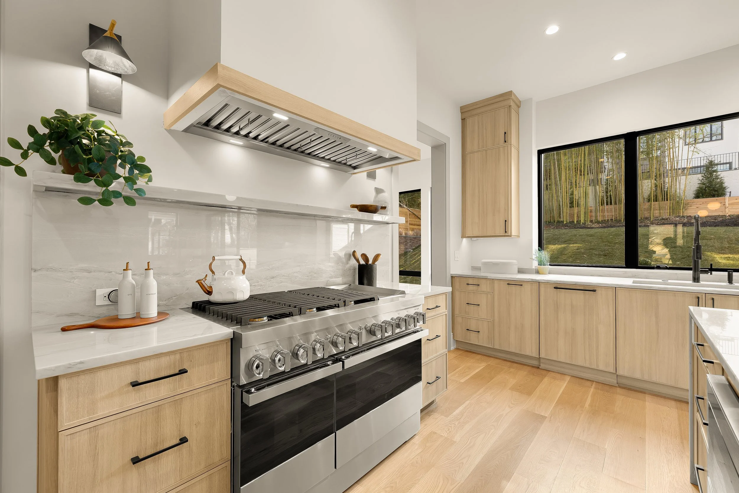 5828 Tanglewood Dr-0036.jpg