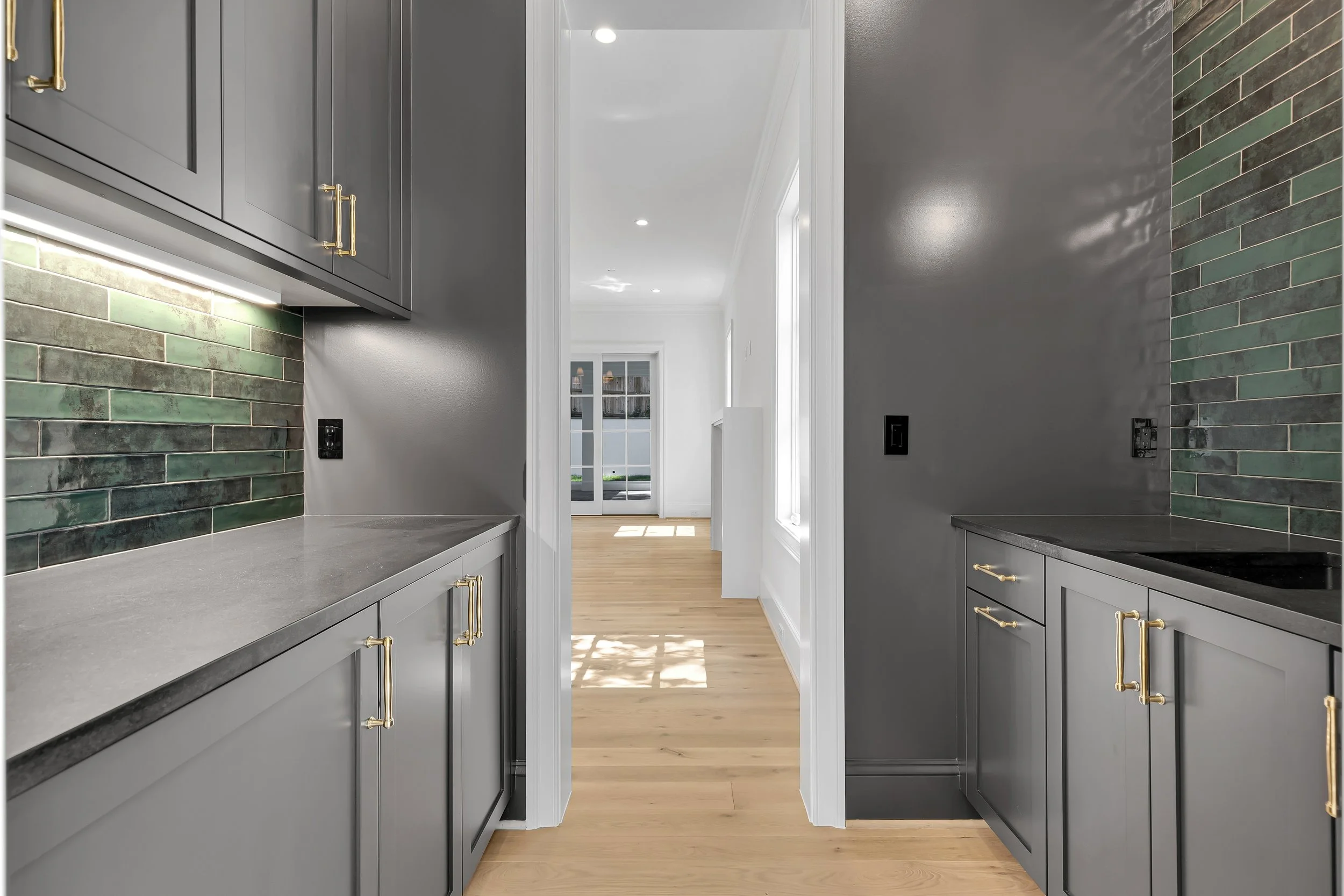 6207 Garnett Dr-0016.jpg