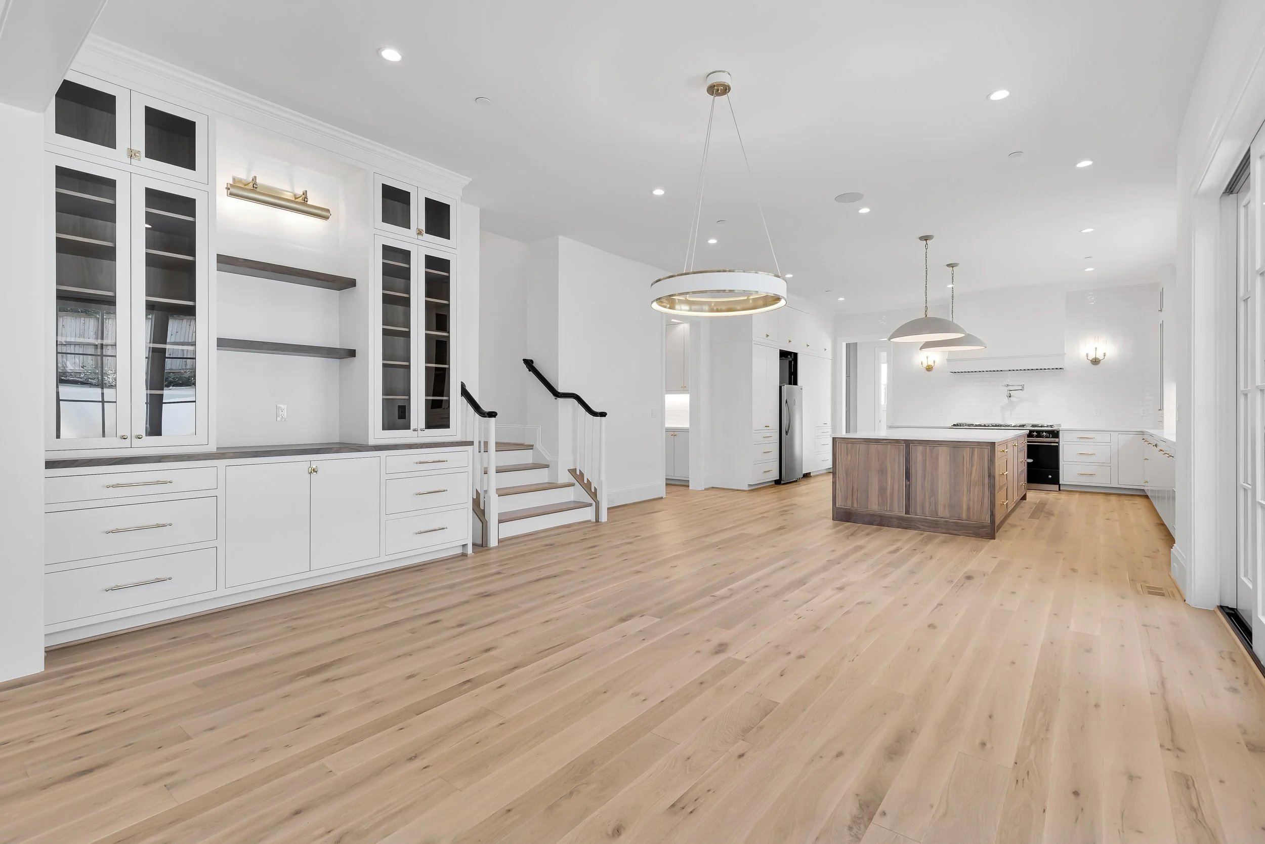 6207 Garnett Dr-0028.jpg