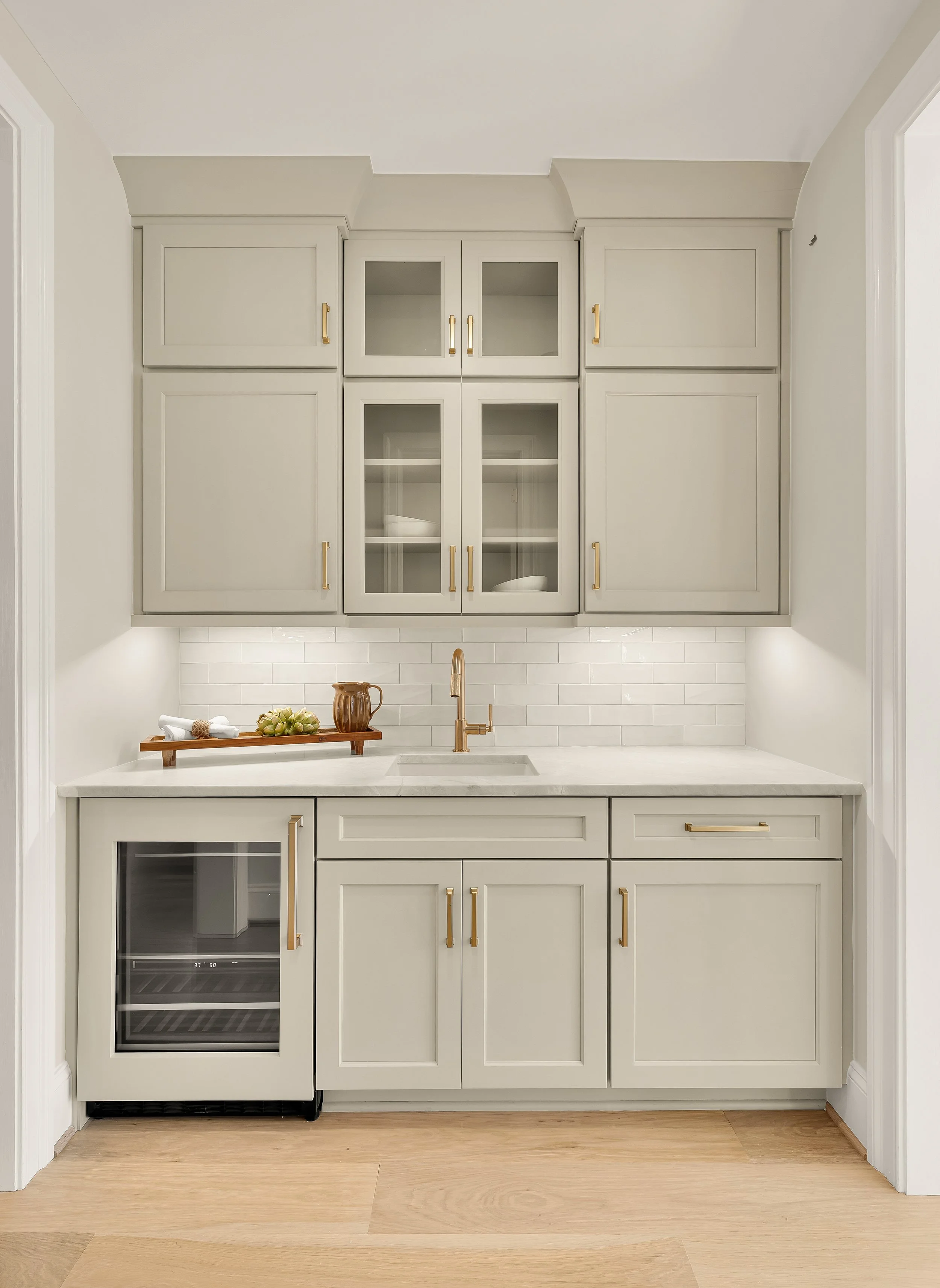 9117 Redwood Ave 2-0039.jpg