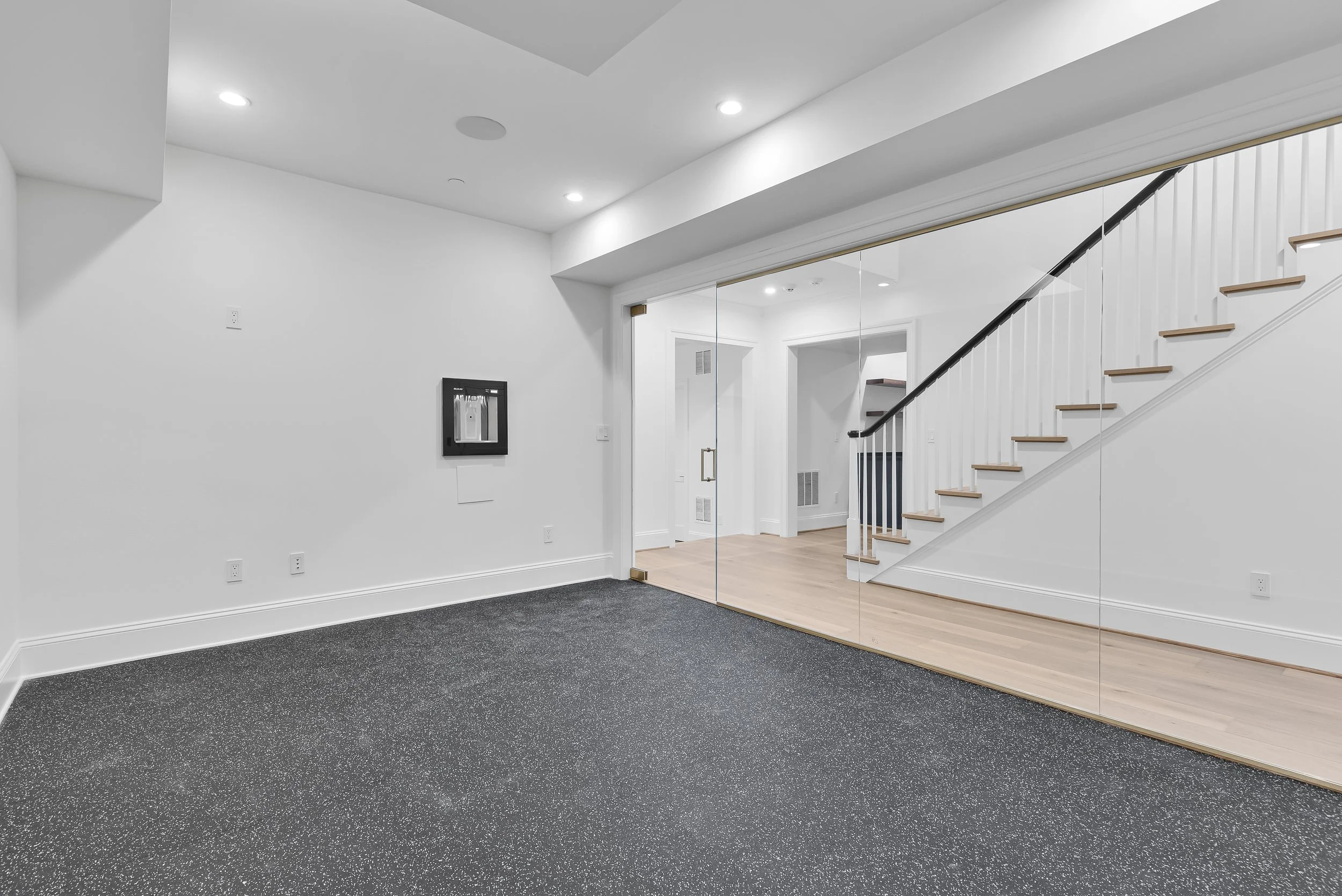 6207 Garnett Dr-0089.jpg