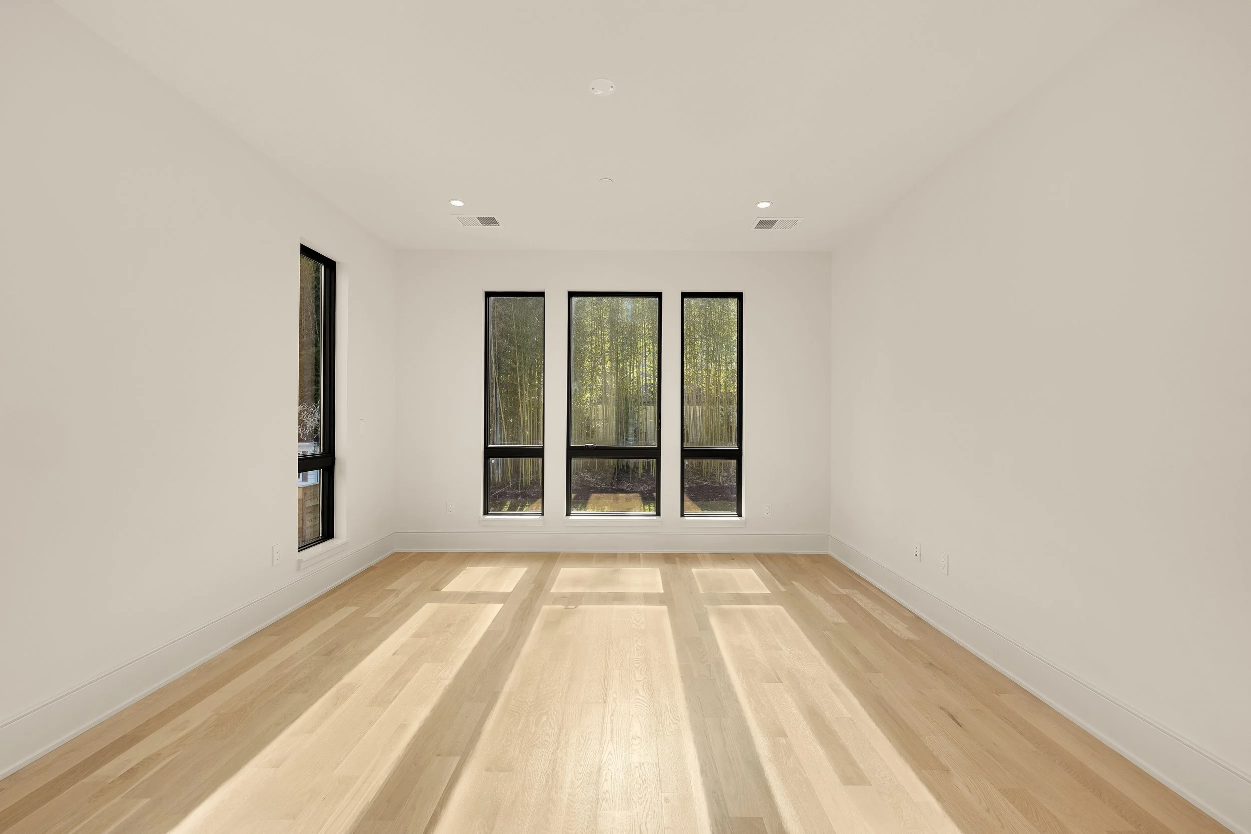 5828 Tanglewood Dr-0081.jpg