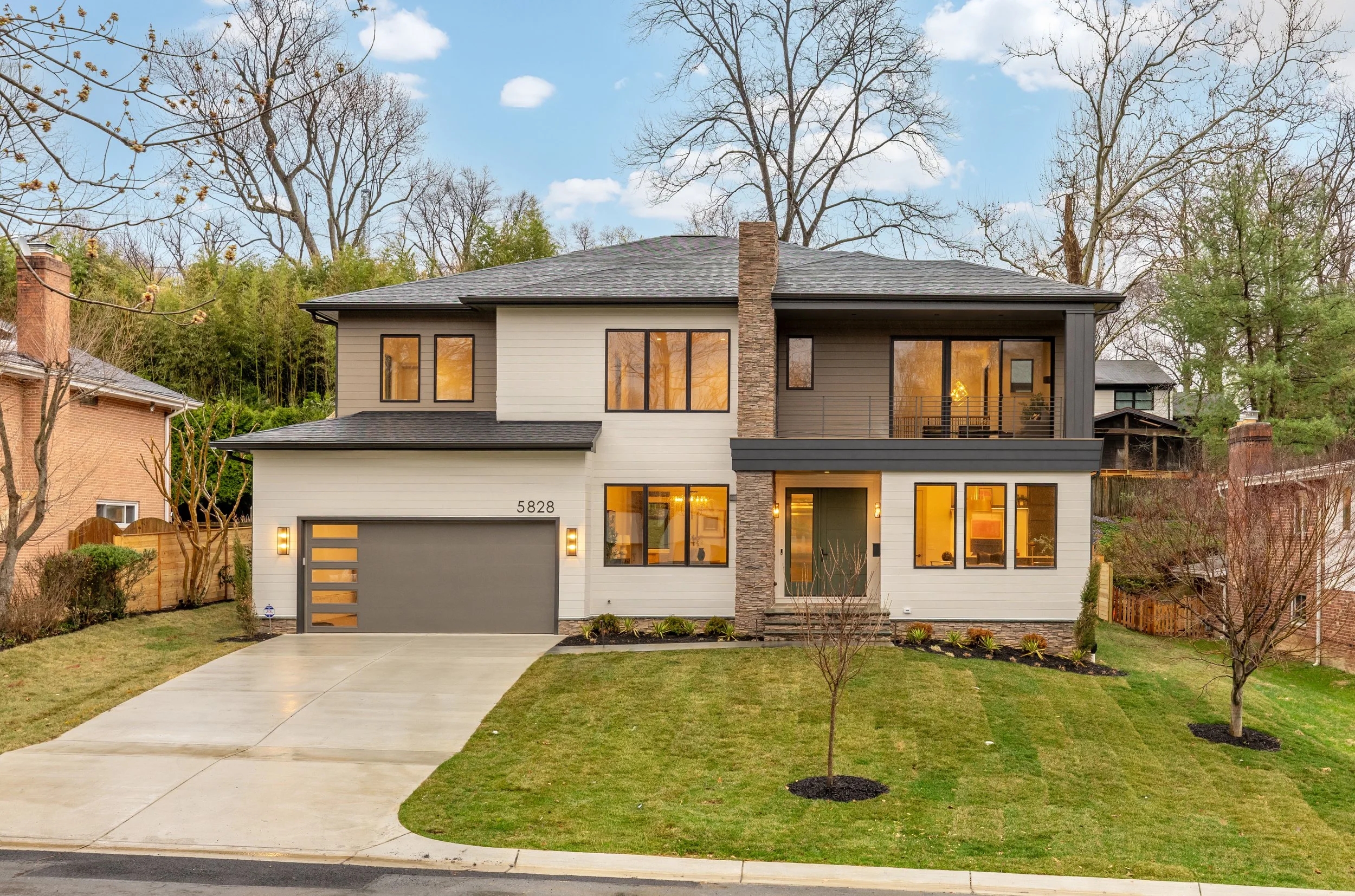 5828 Tanglewood Dr Reshoot-0001.jpg