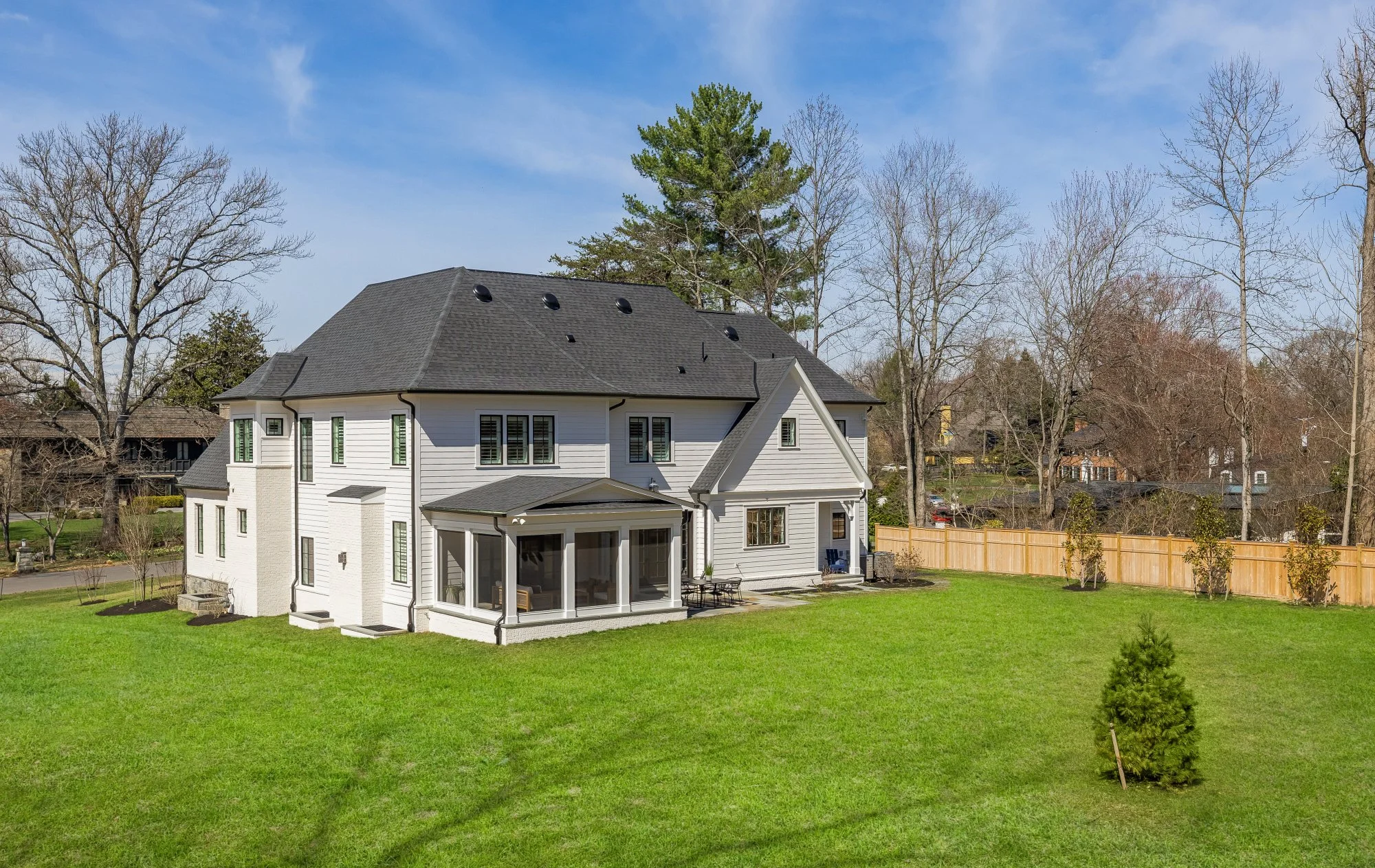 9117 Redwood Ave 2-0115 1.jpg