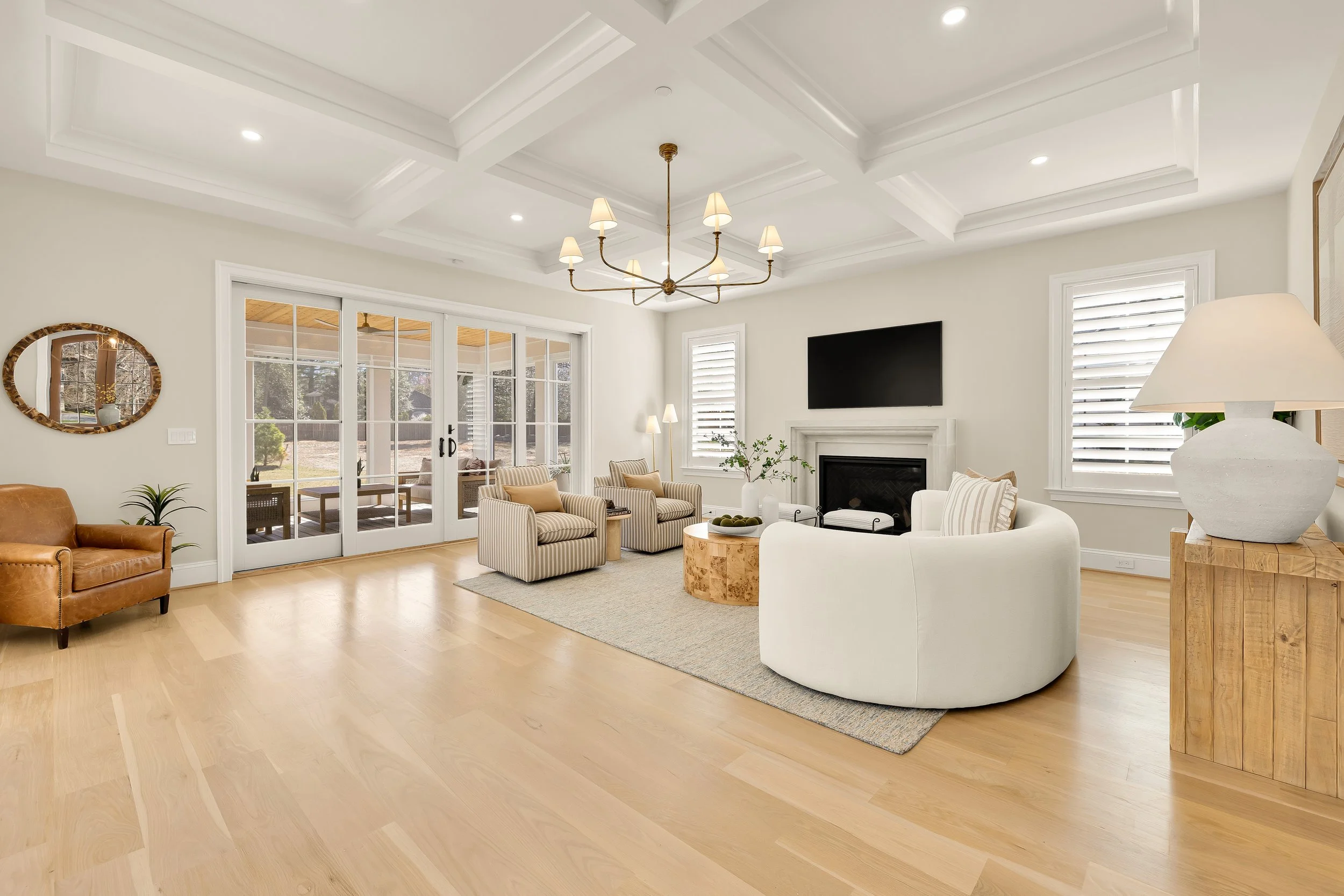 9117 Redwood Ave 2-0009.jpg