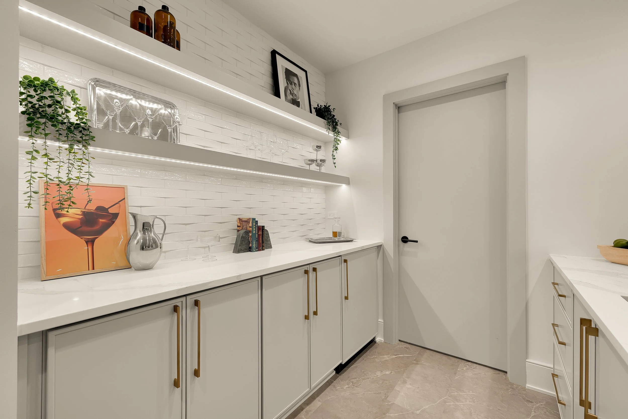 5828 Tanglewood Dr-0091.jpg