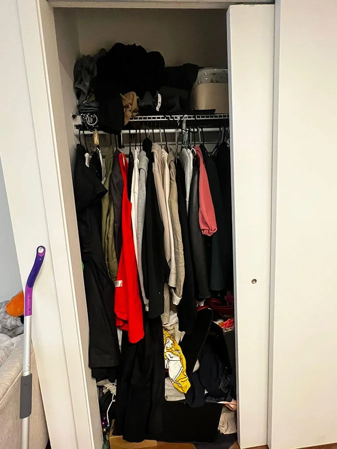 messy-wardrobe.jpg