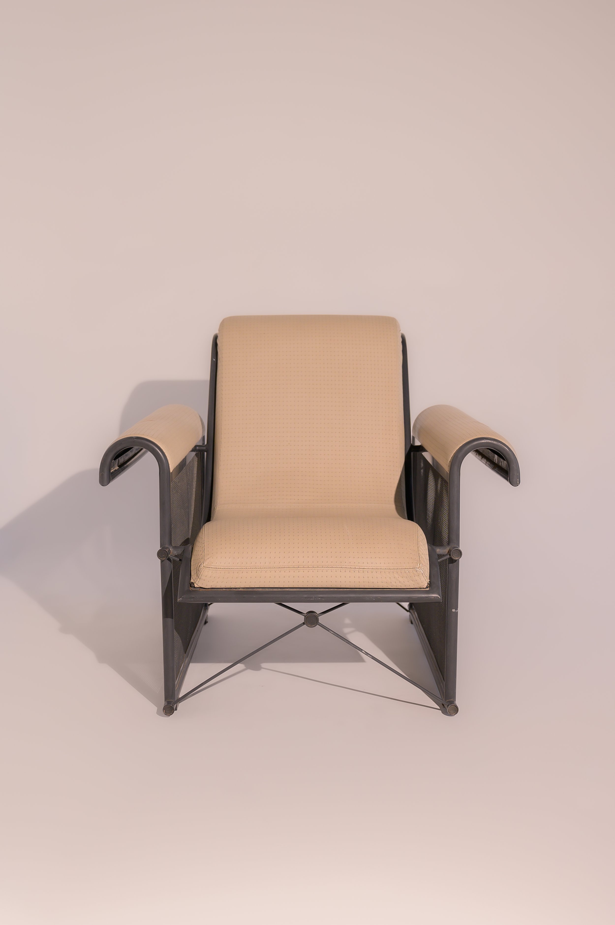 Ronal Cecil Sportes Mesh Chair 1.jpg