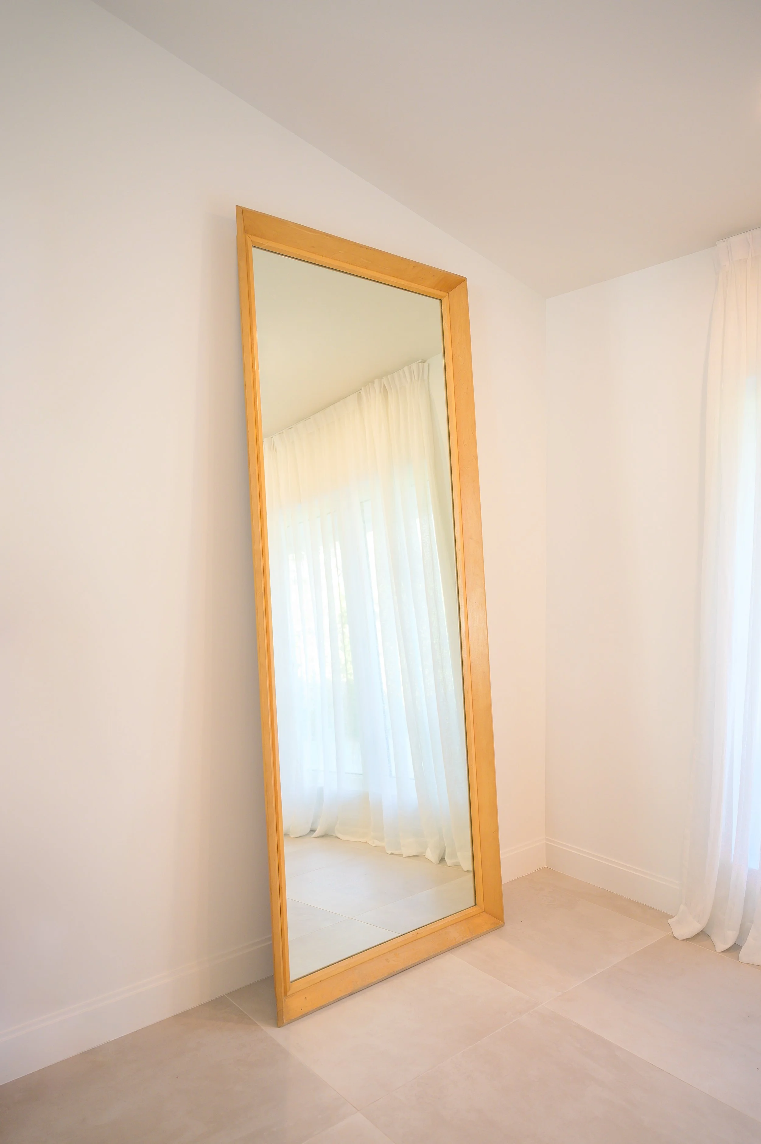 Philippe Starck - Mirror